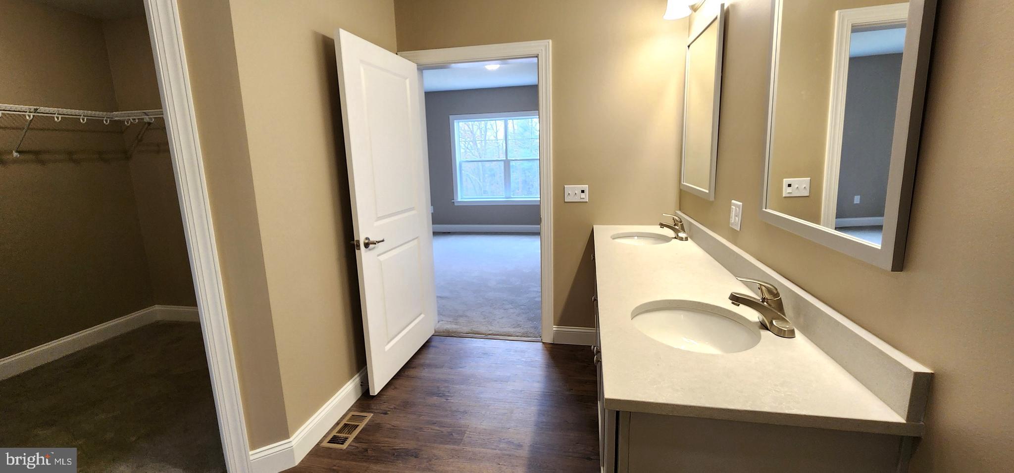 LAKE HOLIDAY ESTATES - Residential