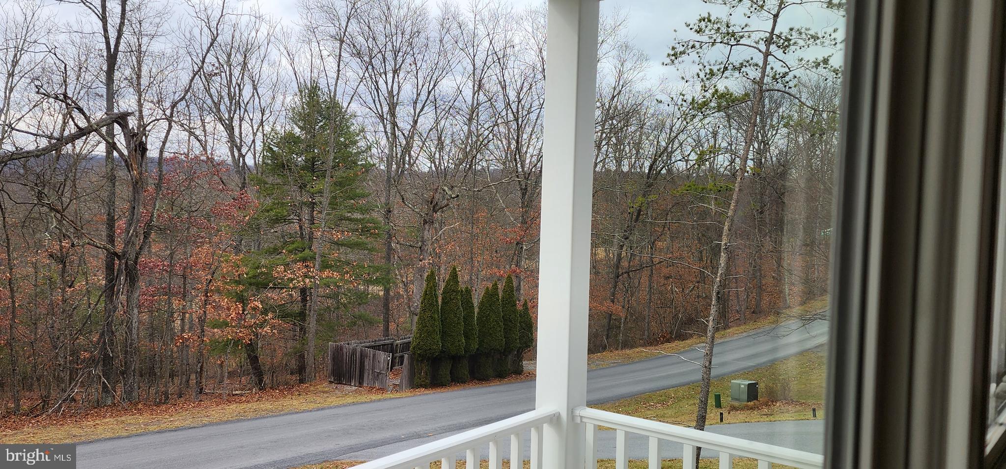 LAKE HOLIDAY ESTATES - Residential