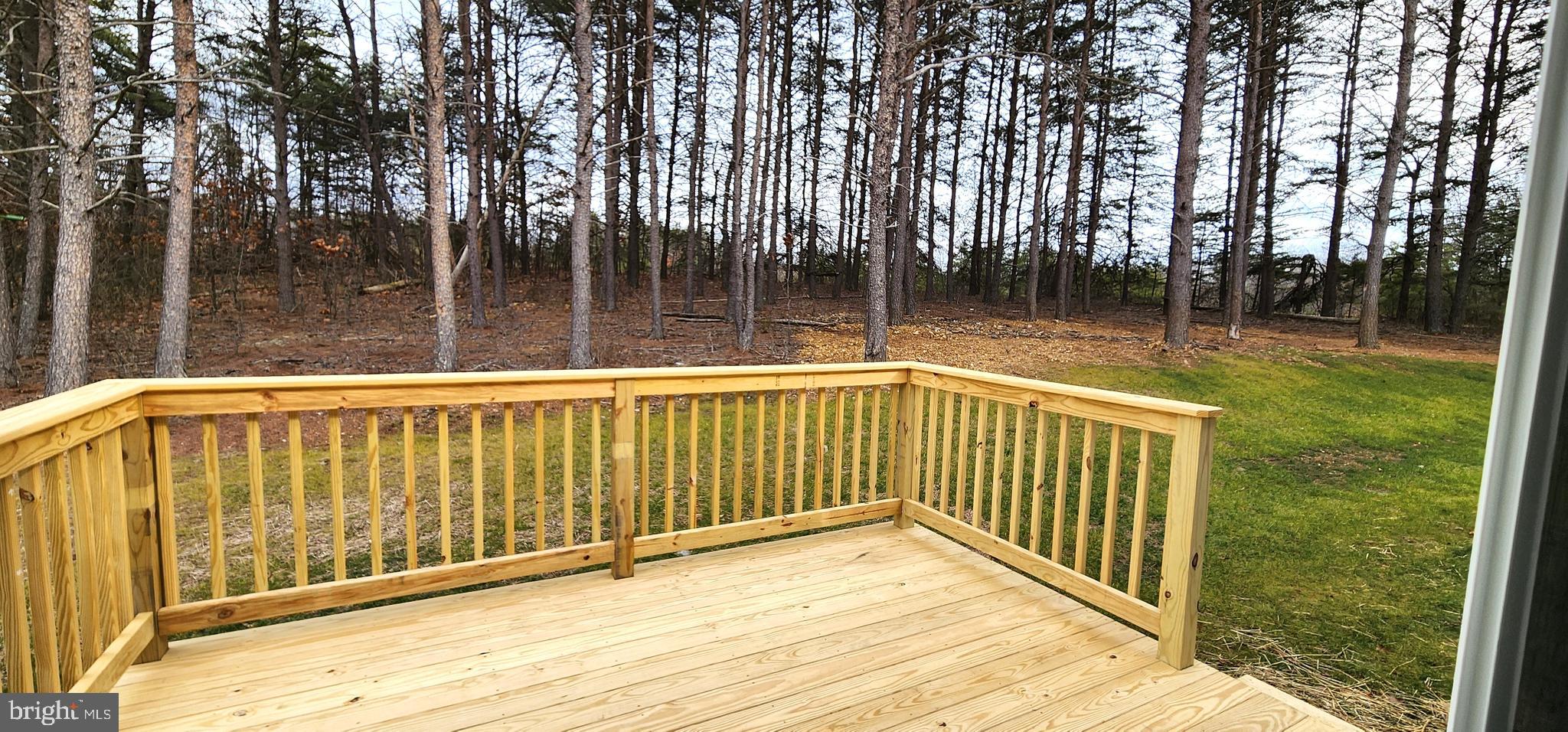 LAKE HOLIDAY ESTATES - Residential