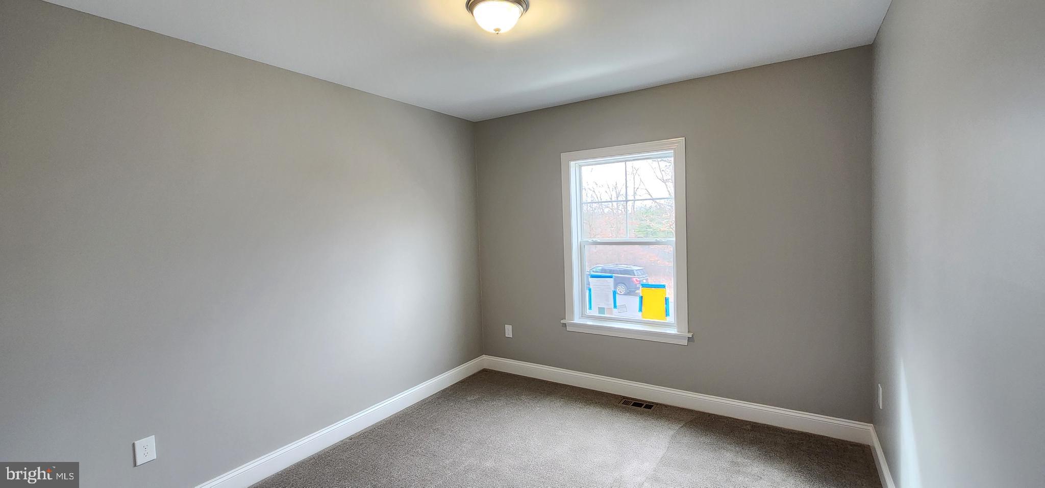 LAKE HOLIDAY ESTATES - Residential