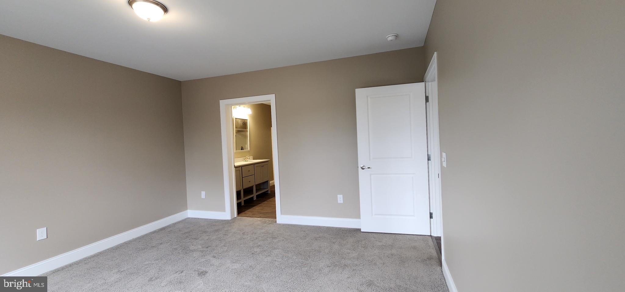 LAKE HOLIDAY ESTATES - Residential