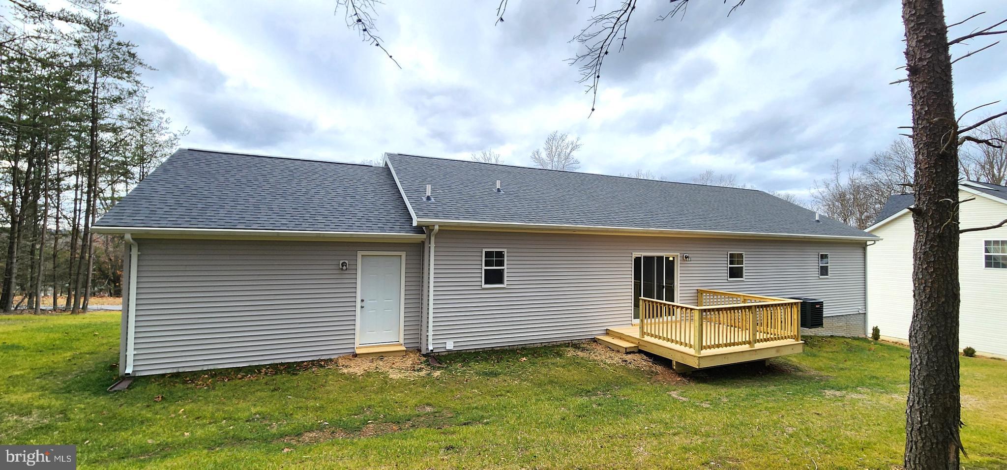 LAKE HOLIDAY ESTATES - Residential