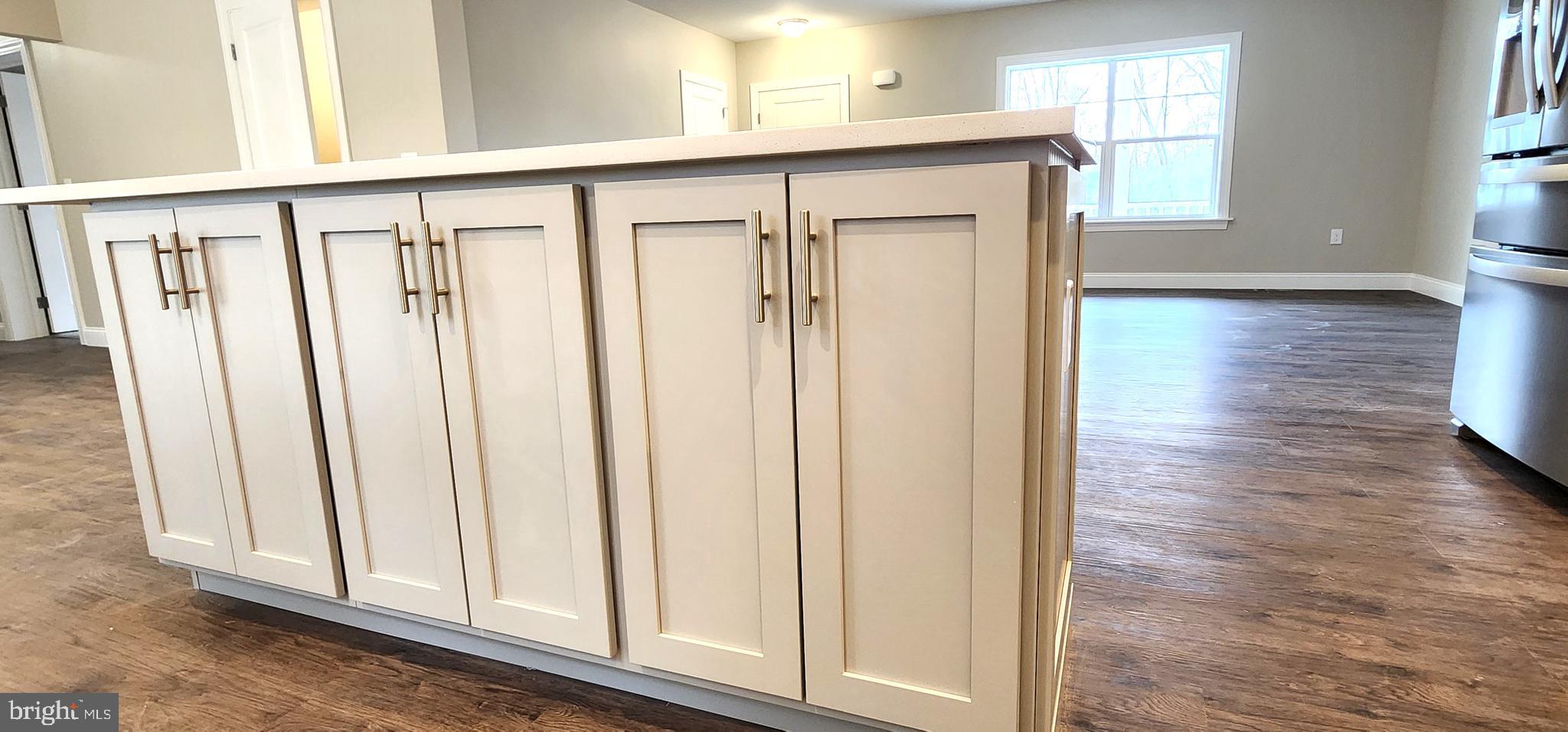 LAKE HOLIDAY ESTATES - Residential