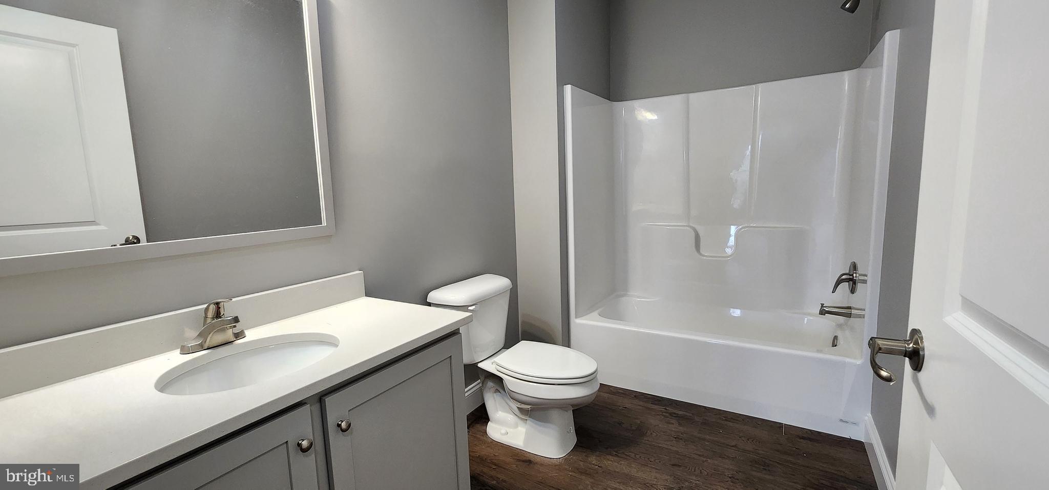 LAKE HOLIDAY ESTATES - Residential