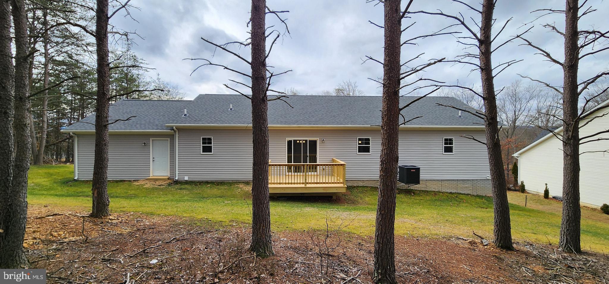 LAKE HOLIDAY ESTATES - Residential