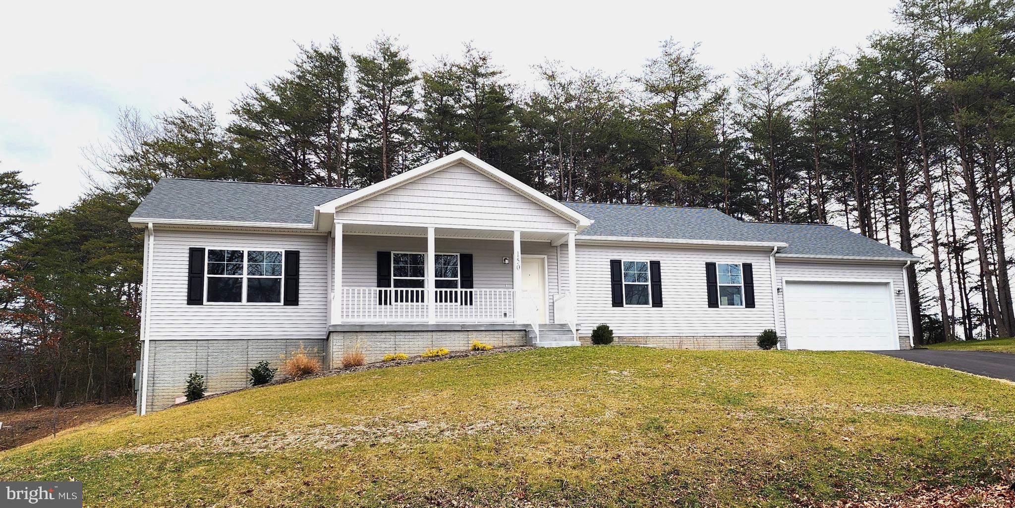 LAKE HOLIDAY ESTATES - Residential