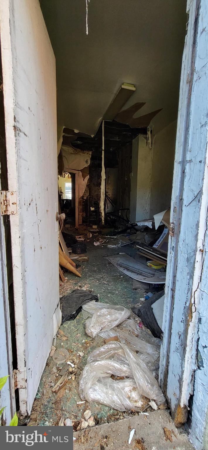 WEST BALTIMORE - Residential
