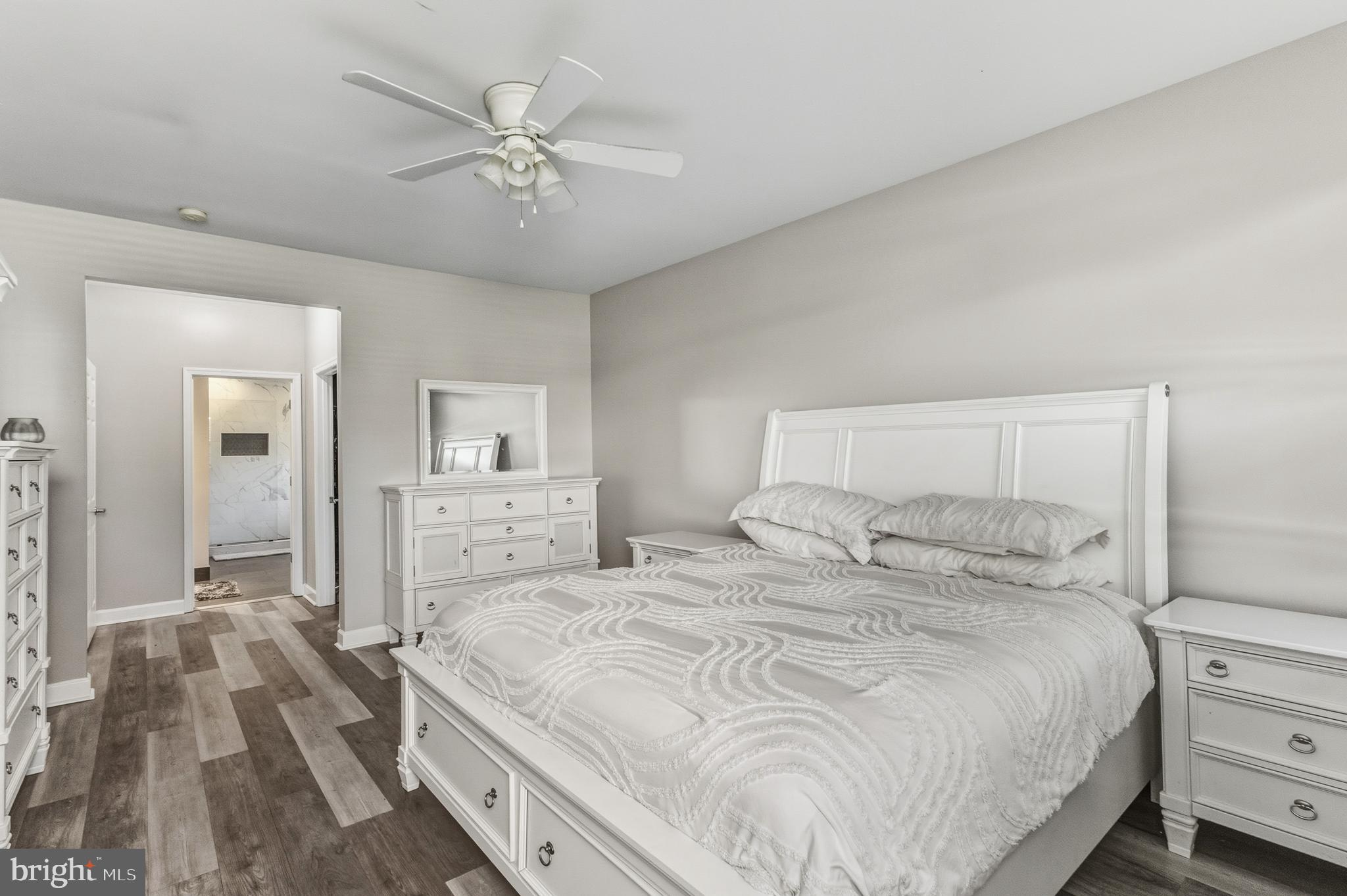 COMMONS AT RADISH FARM - Residential