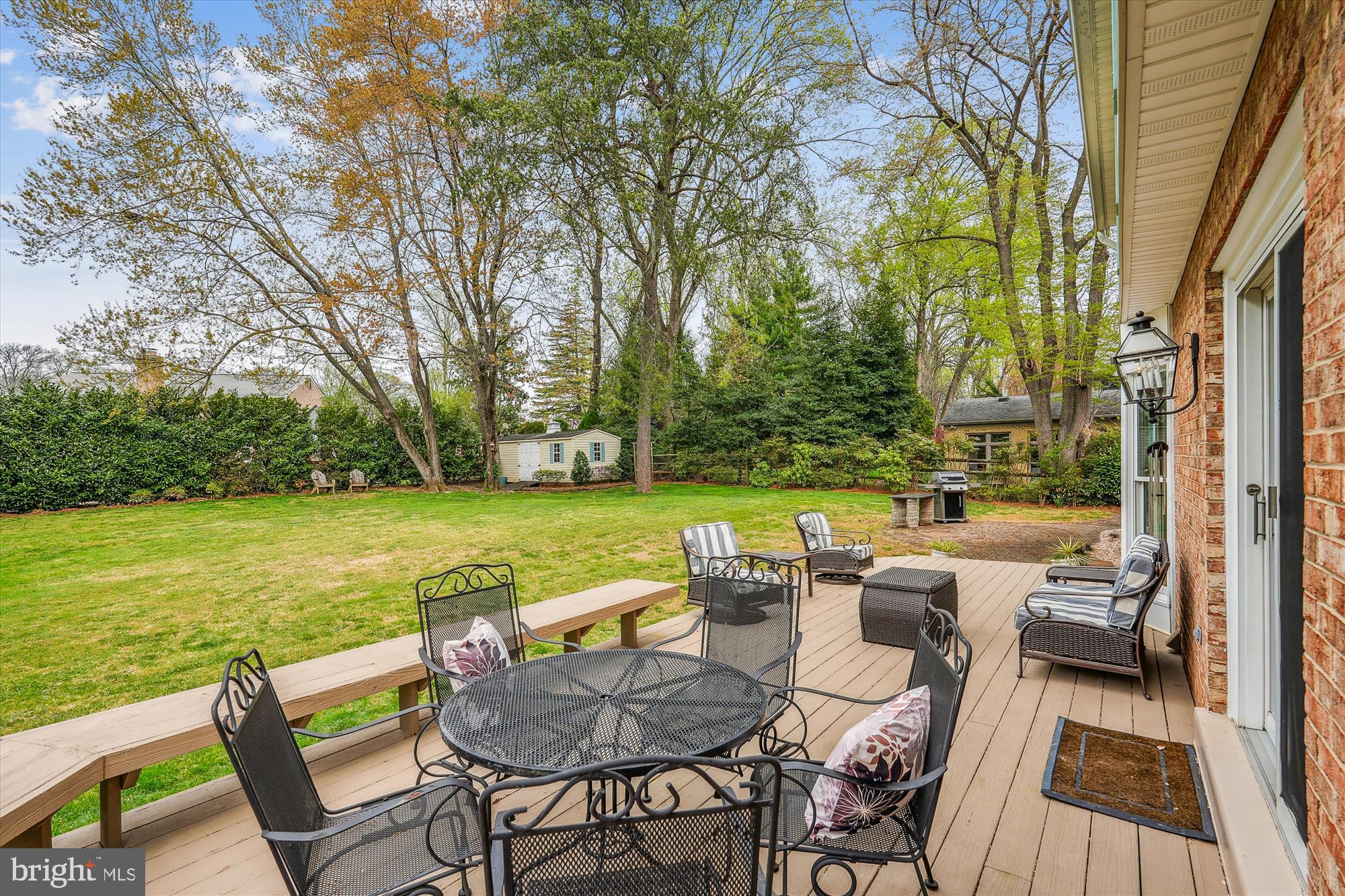 MCLEAN KNOLLS - Residential