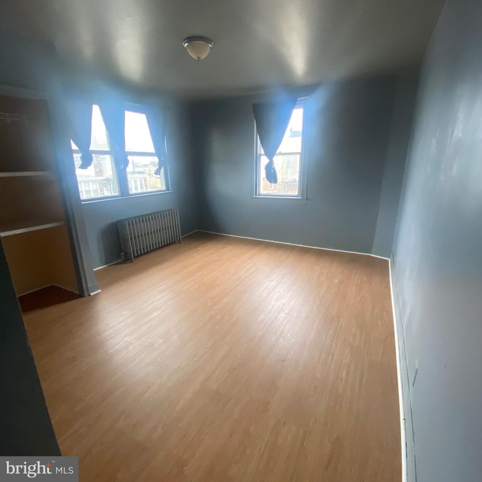 PHILADELPHIA (NORTHEAST) - Residential