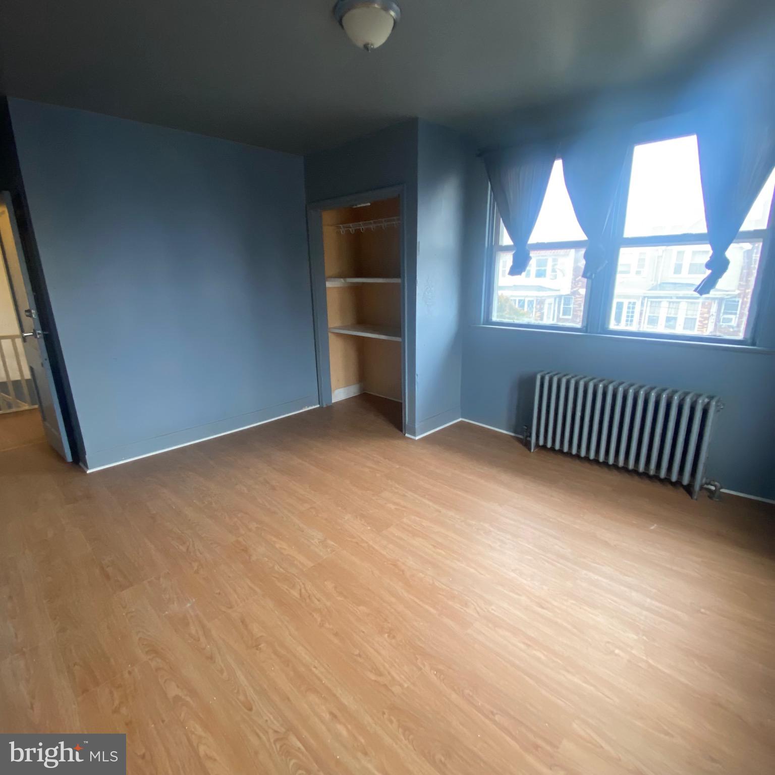 PHILADELPHIA (NORTHEAST) - Residential