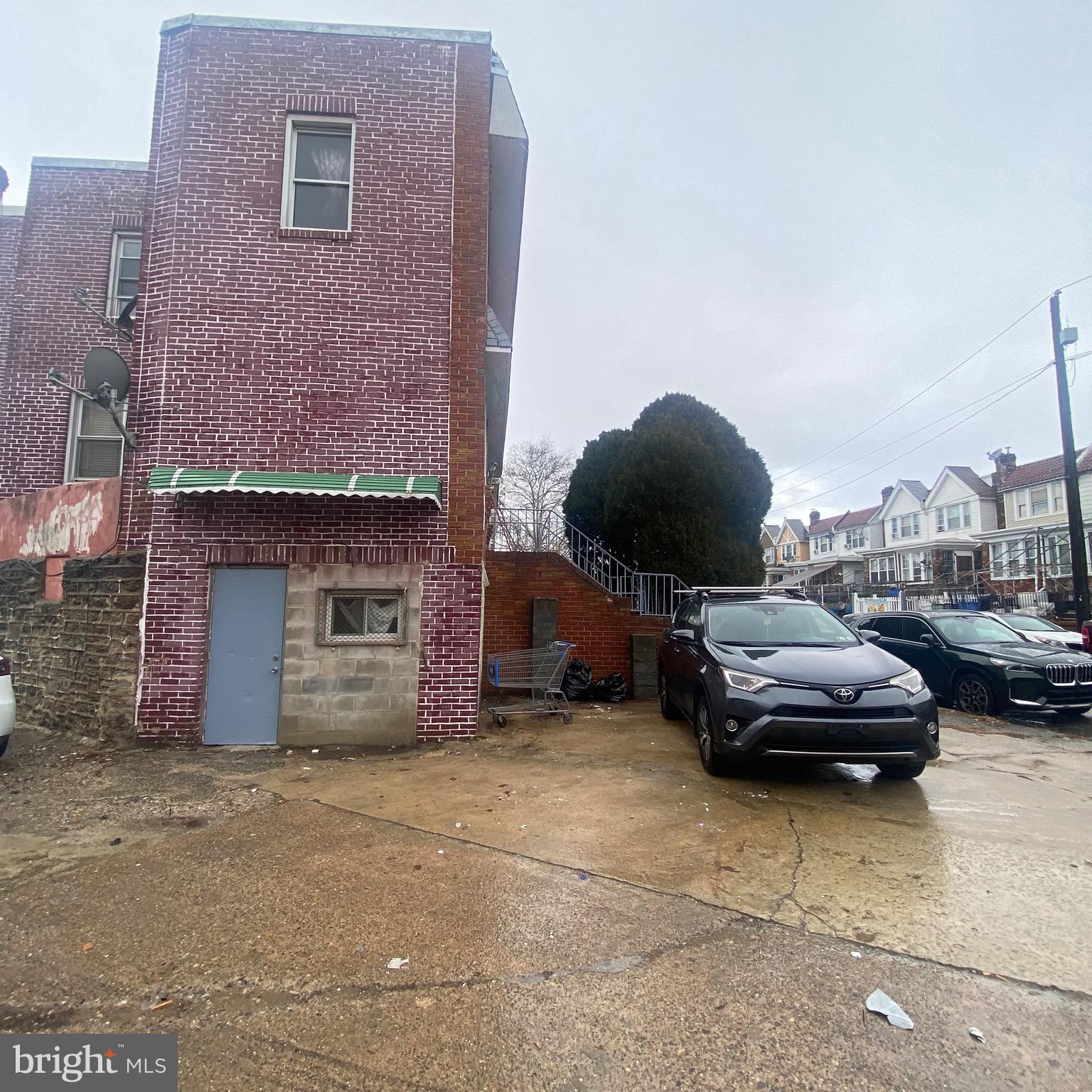 PHILADELPHIA (NORTHEAST) - Residential