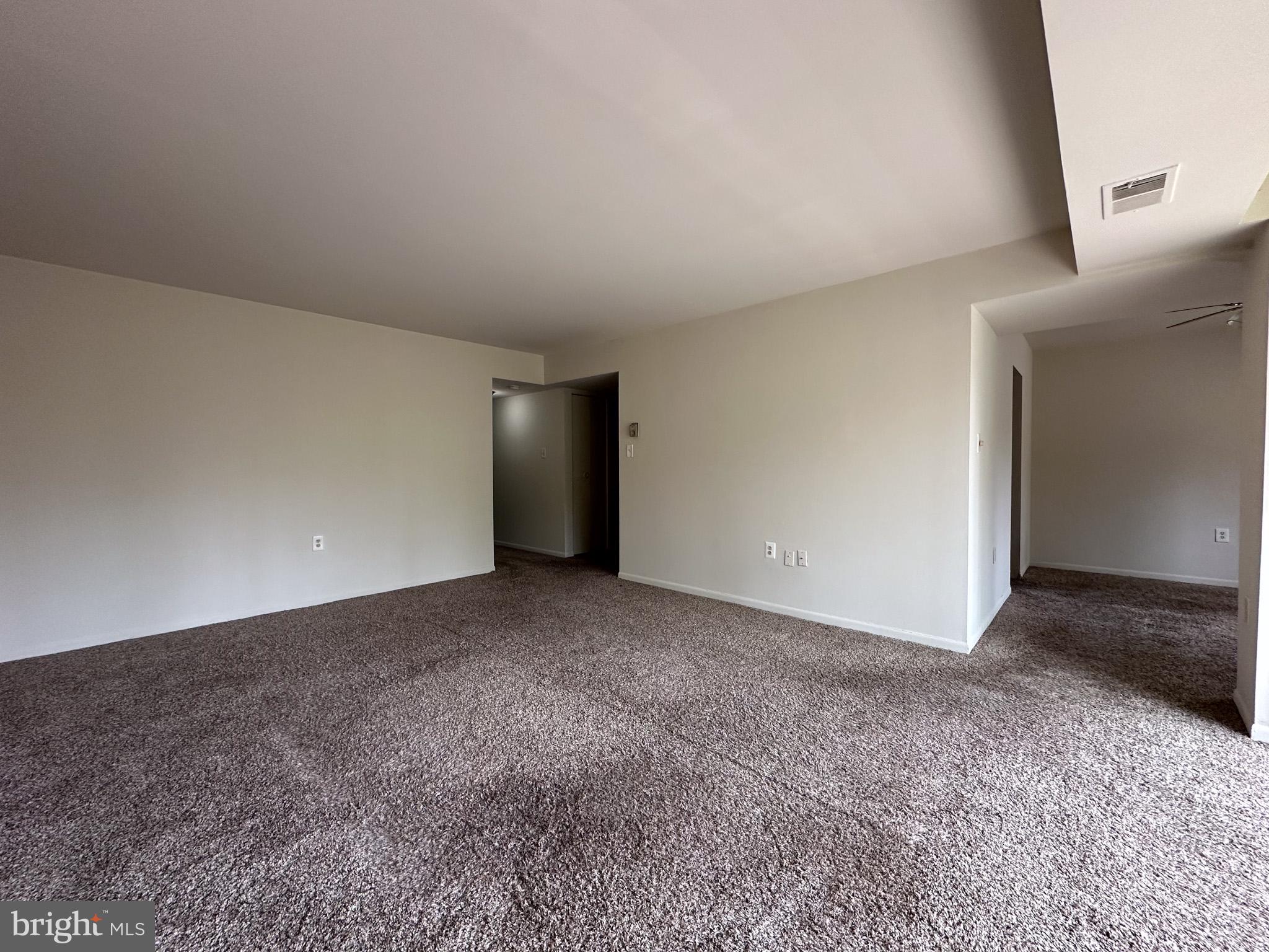 1550 NORTHGATE SQUARE 22B