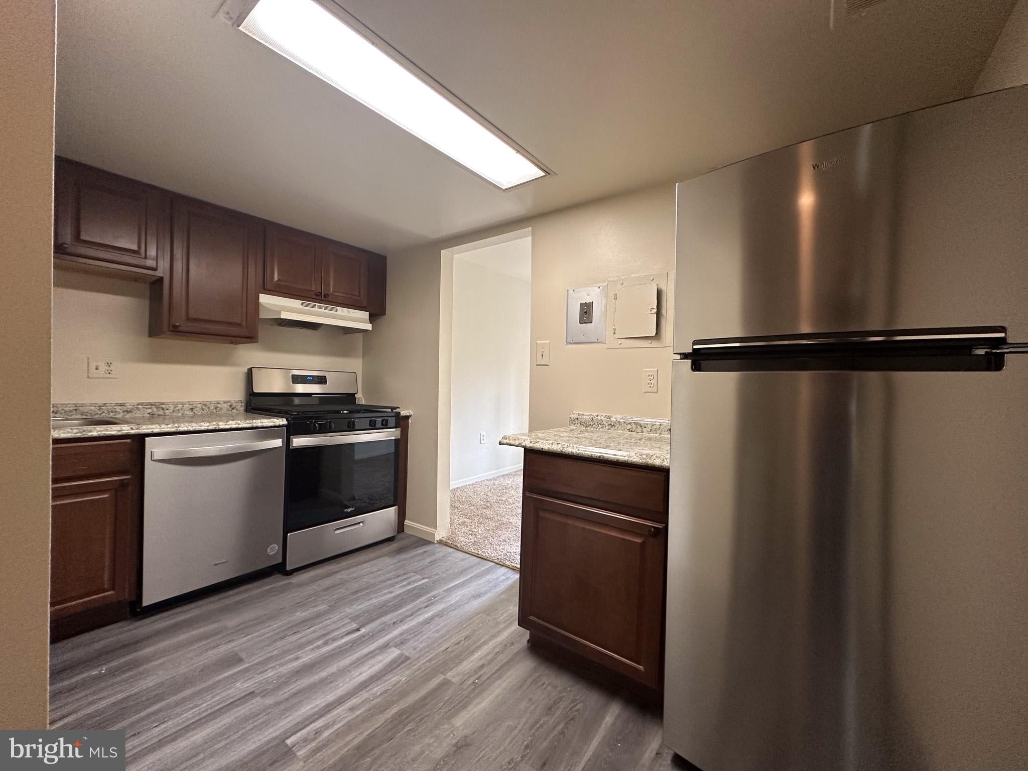 1550 NORTHGATE SQUARE 22B