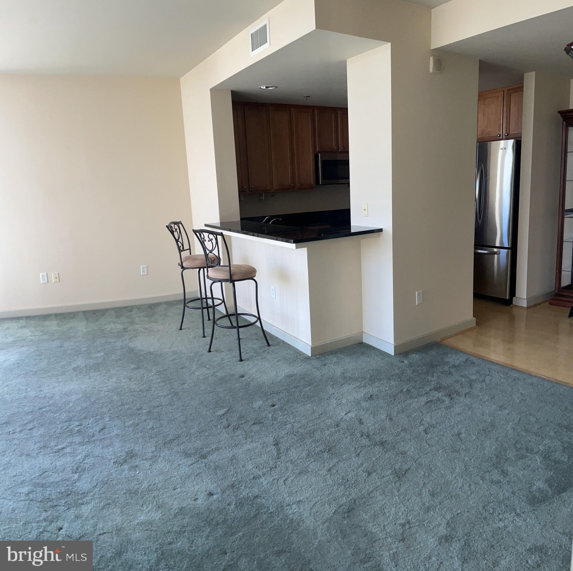 RIVER TOWER CHRIST L - Residential