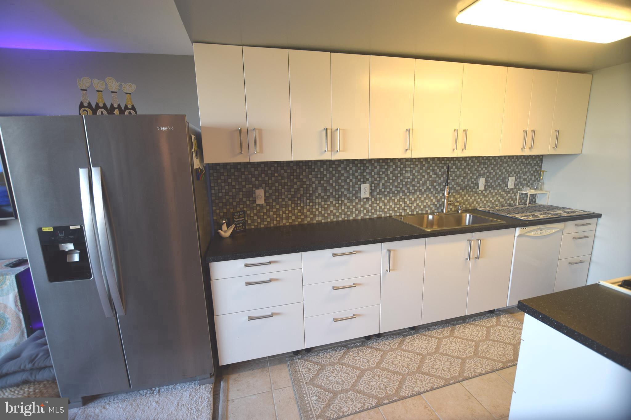 FORTY SIX HUNDRED - Residential