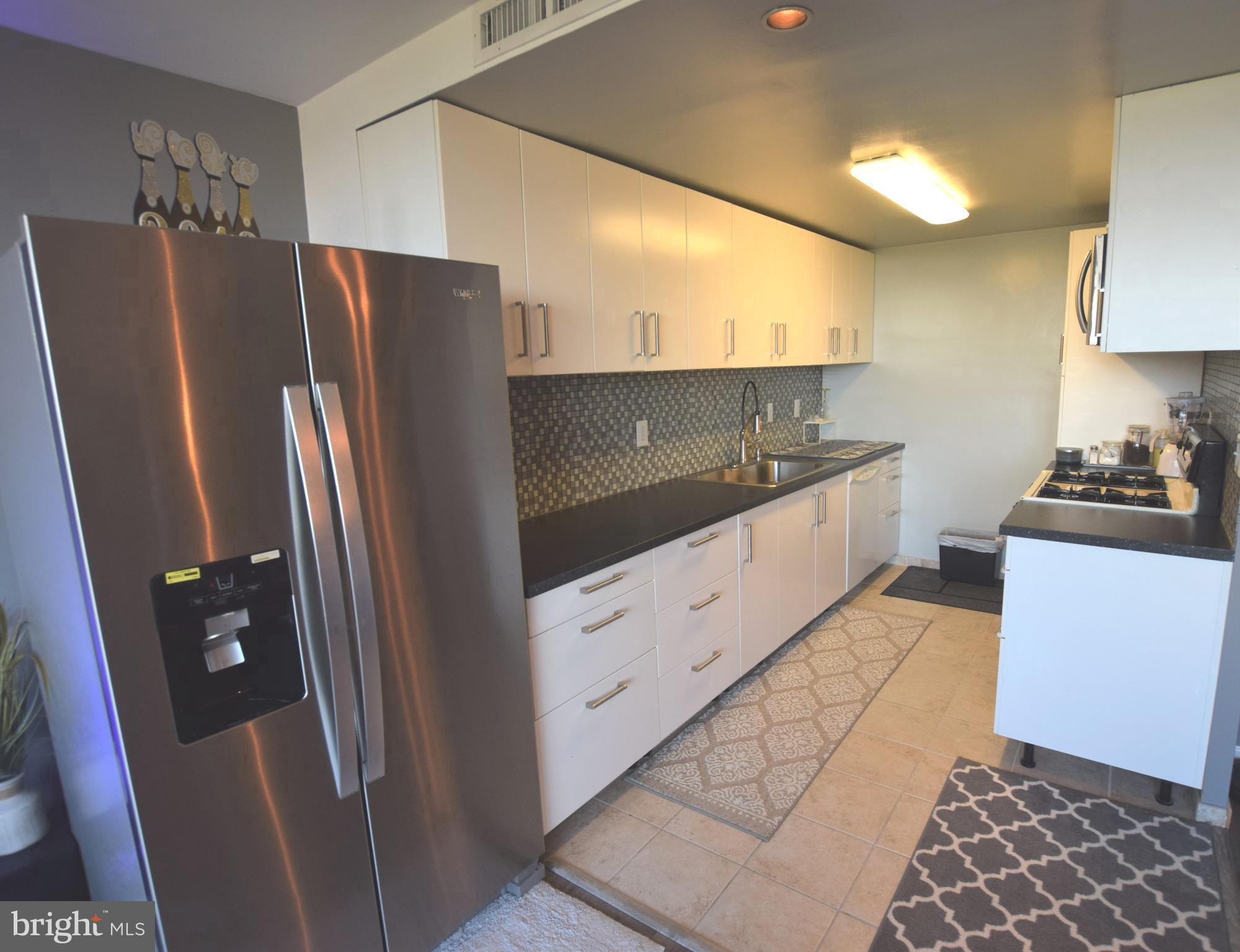 FORTY SIX HUNDRED - Residential