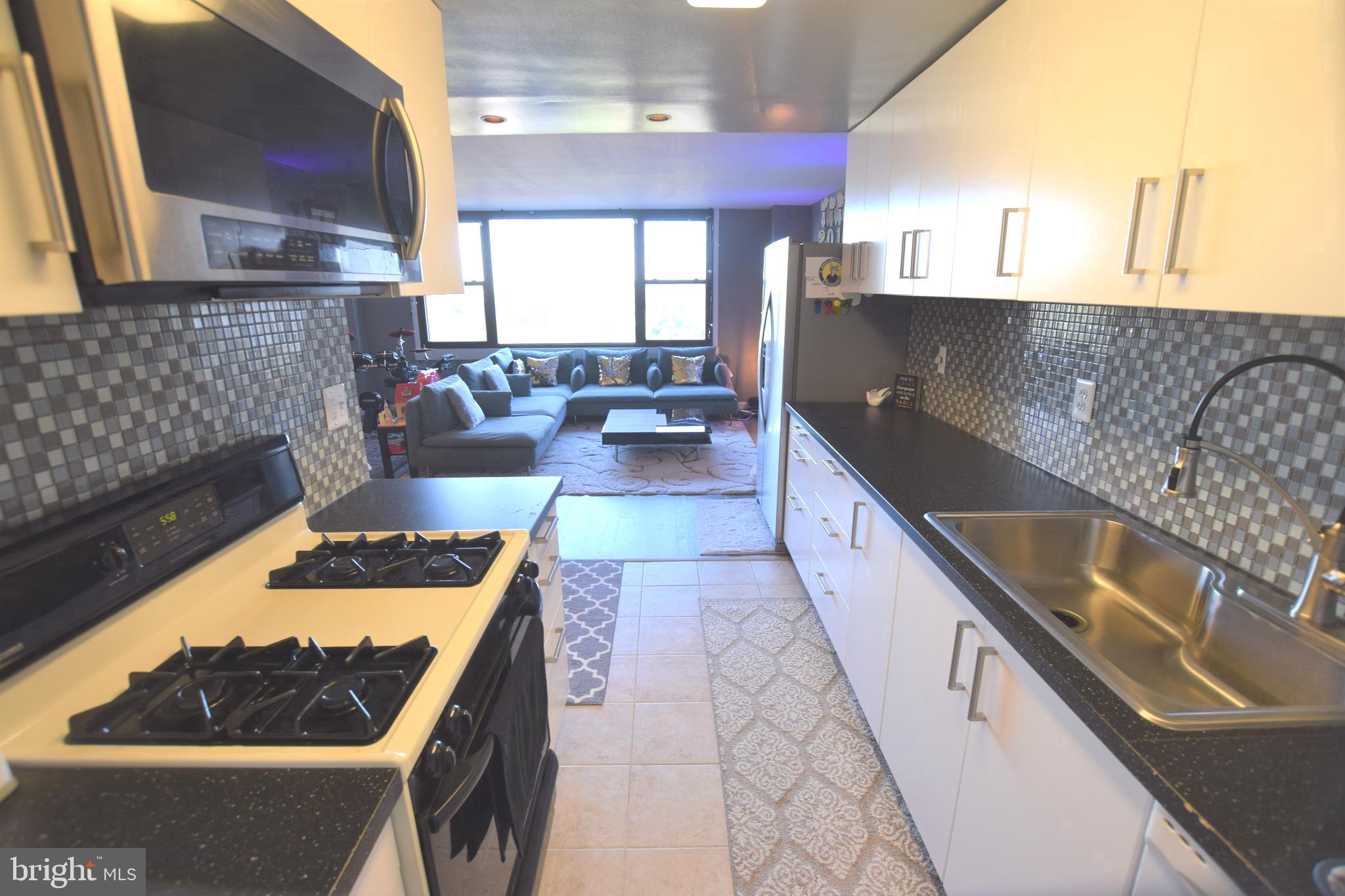 FORTY SIX HUNDRED - Residential