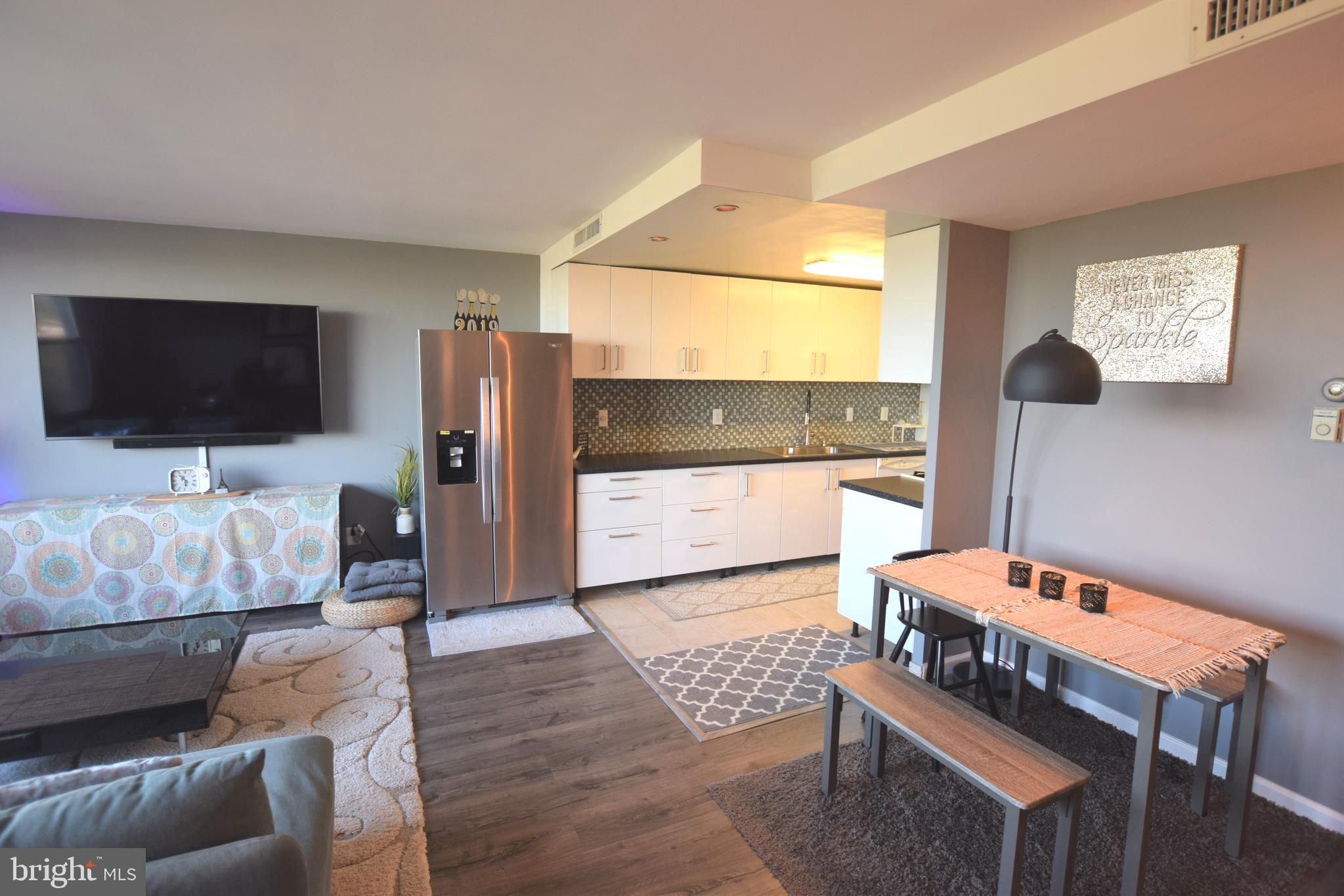 FORTY SIX HUNDRED - Residential