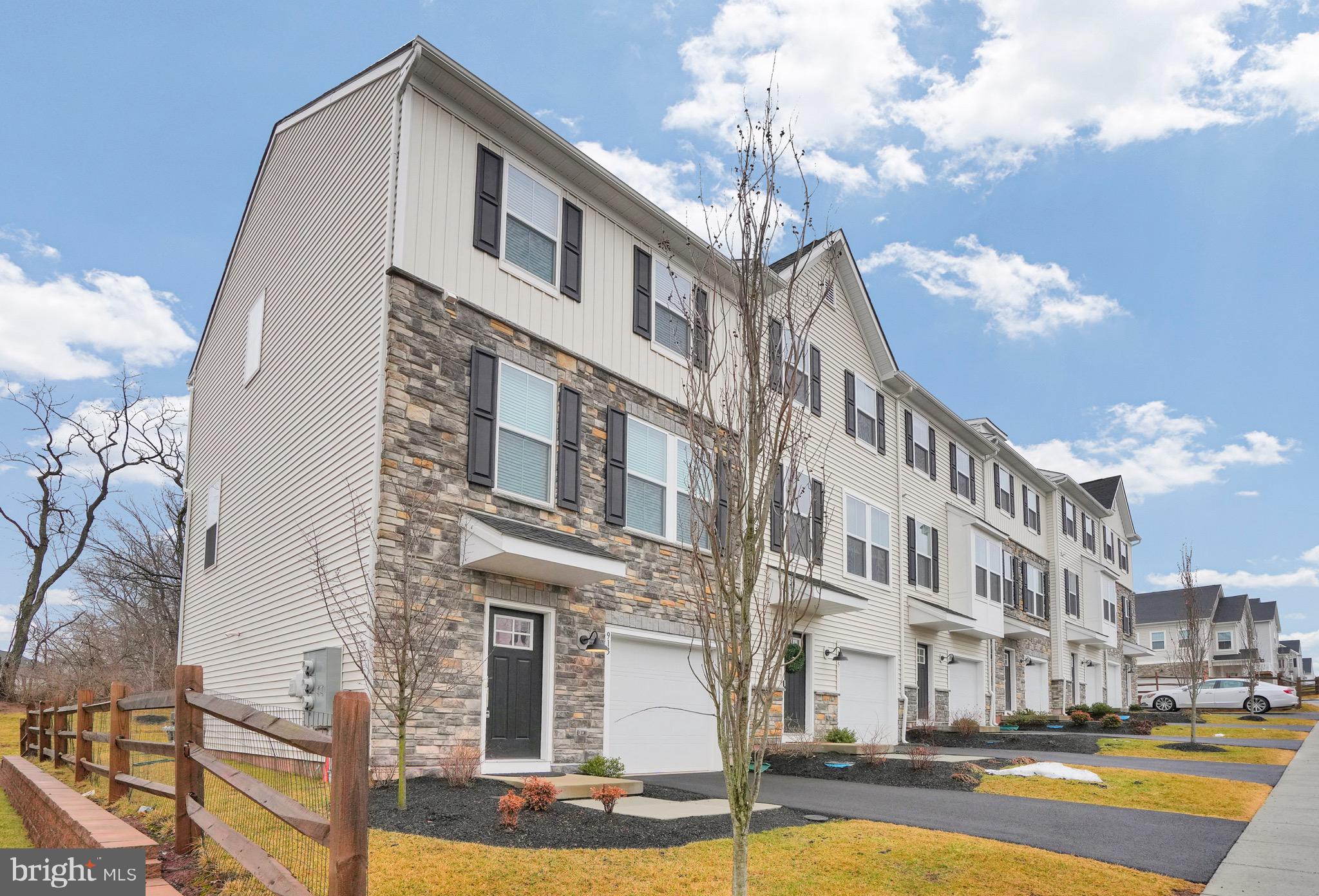 VILLAGES AT SPRING HILL - Residential