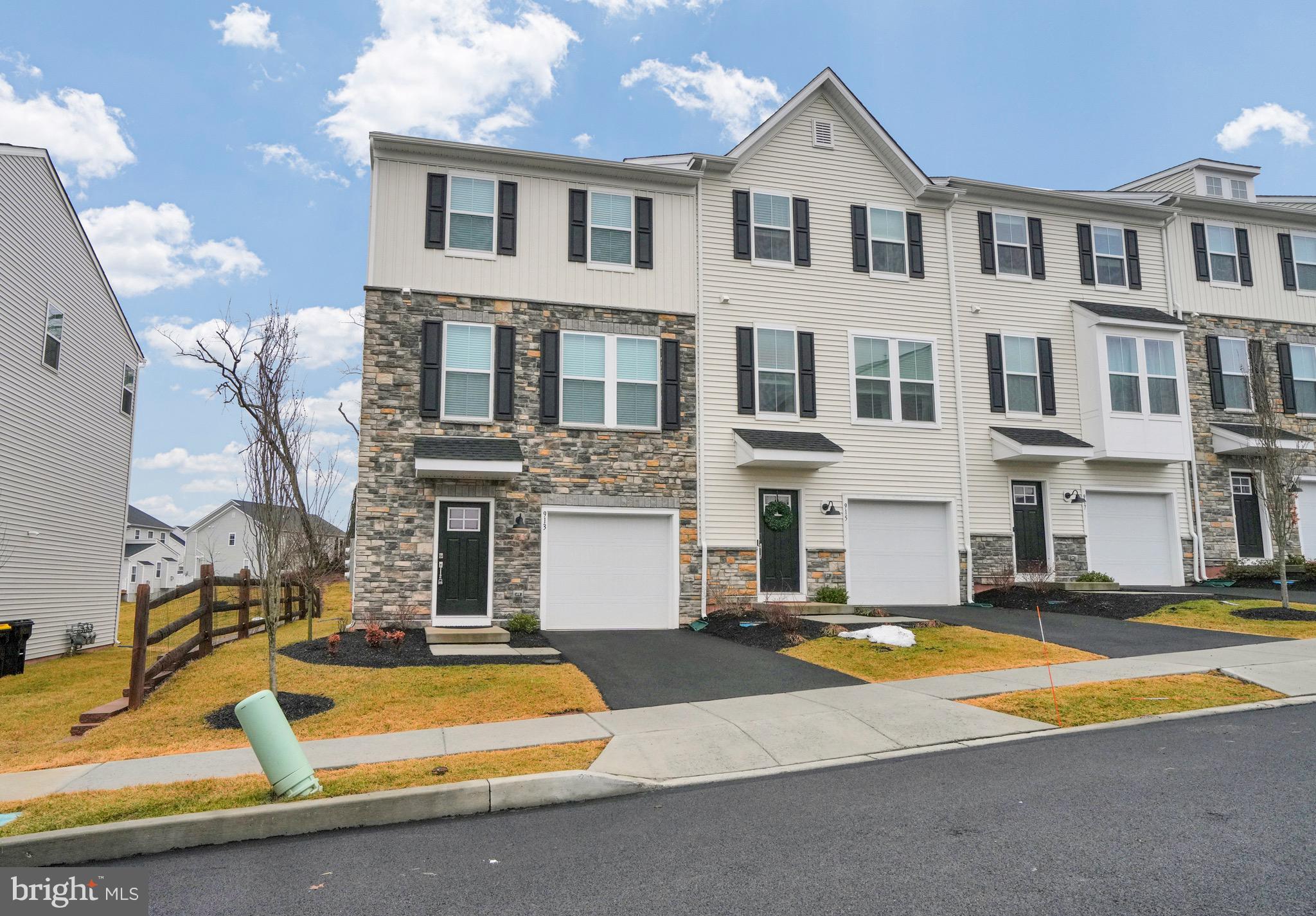 VILLAGES AT SPRING HILL - Residential