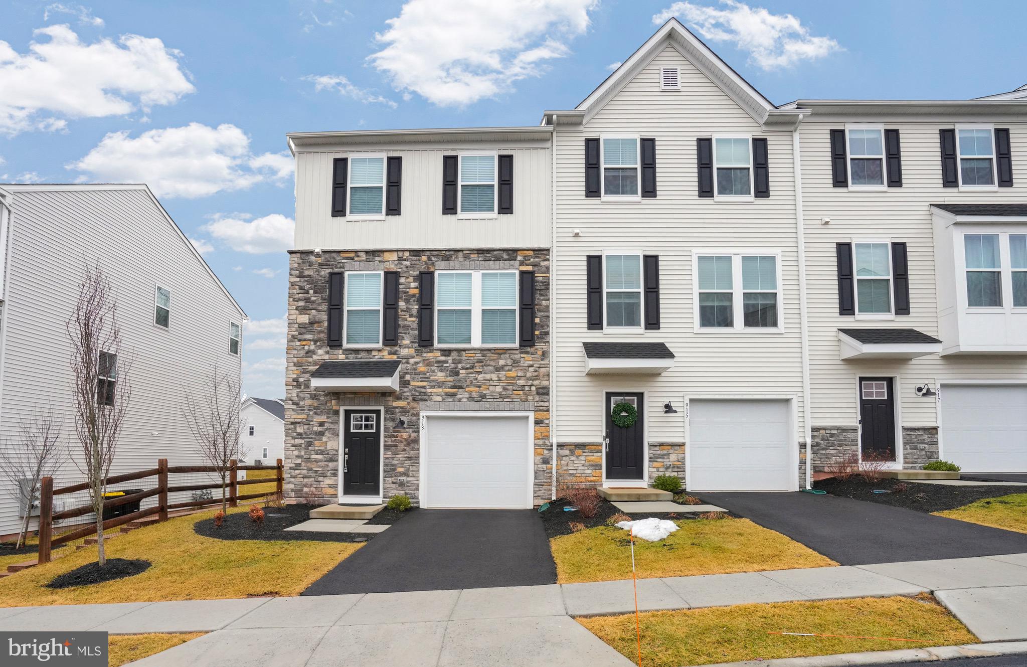 VILLAGES AT SPRING HILL - Residential