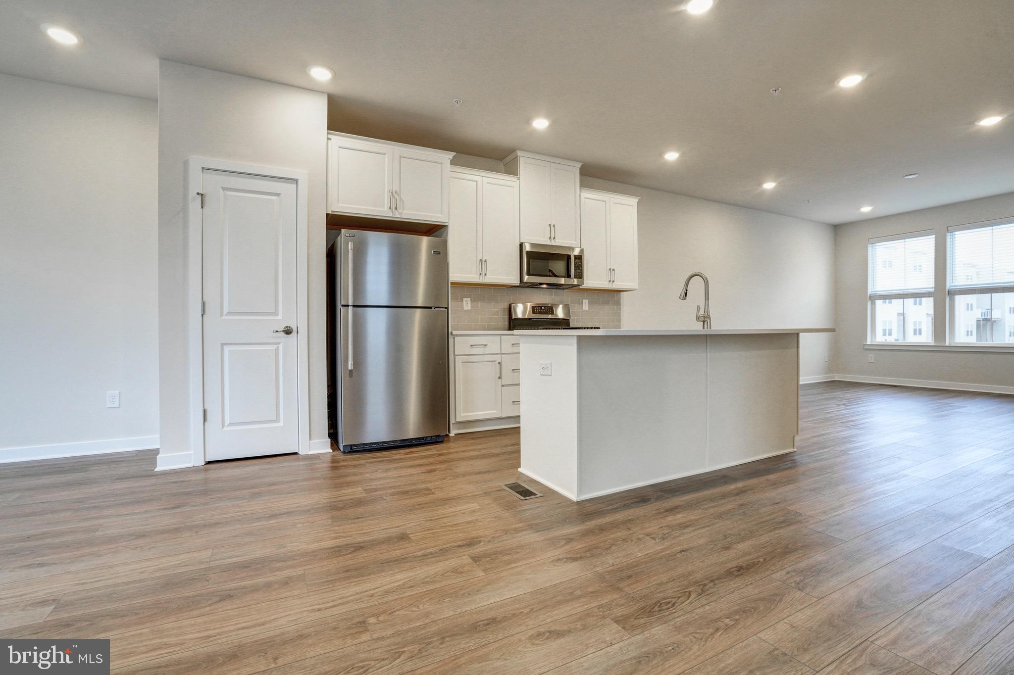 VILLAGES AT SPRING HILL - Residential