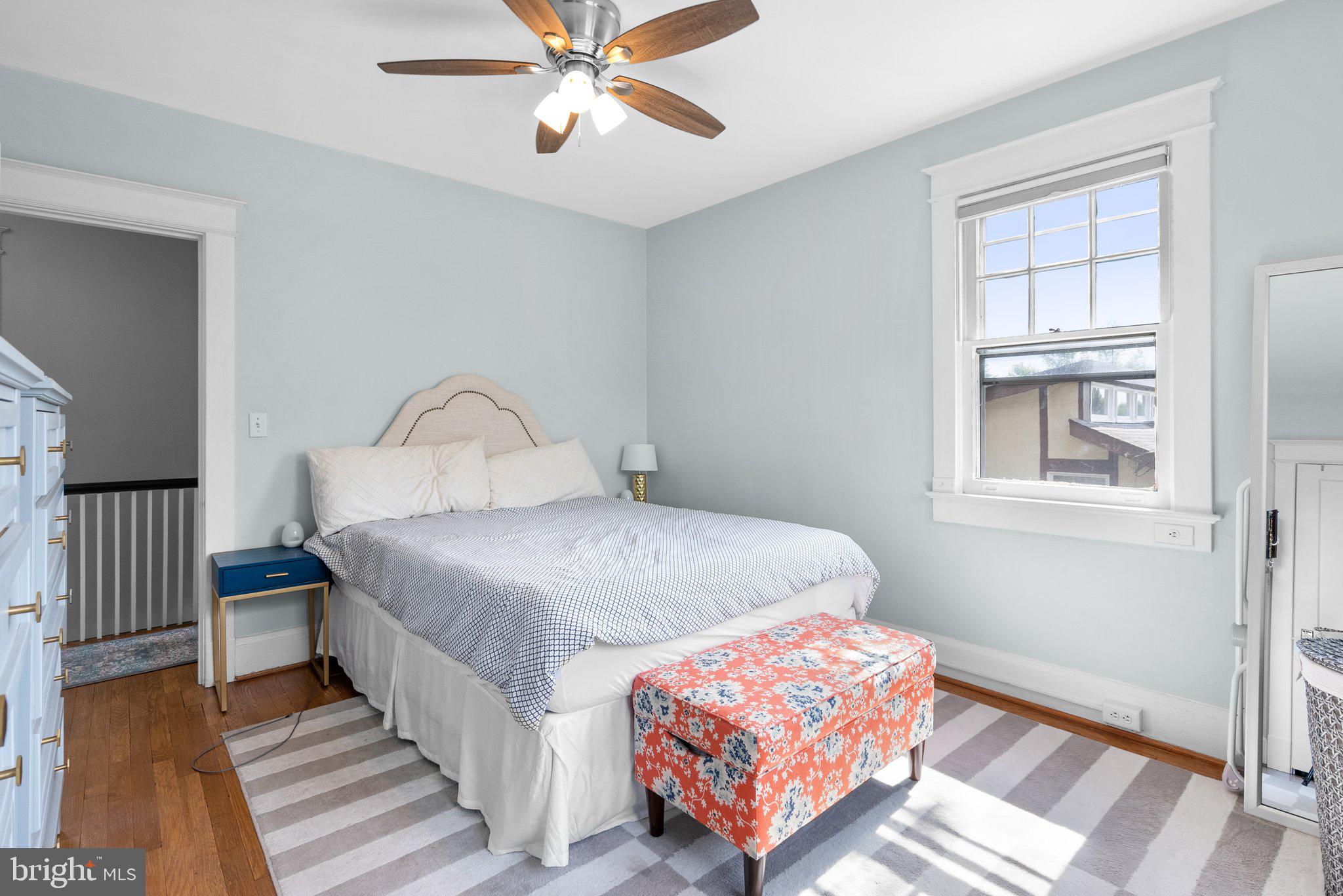 NORTH WOODSIDE - Residential Lease