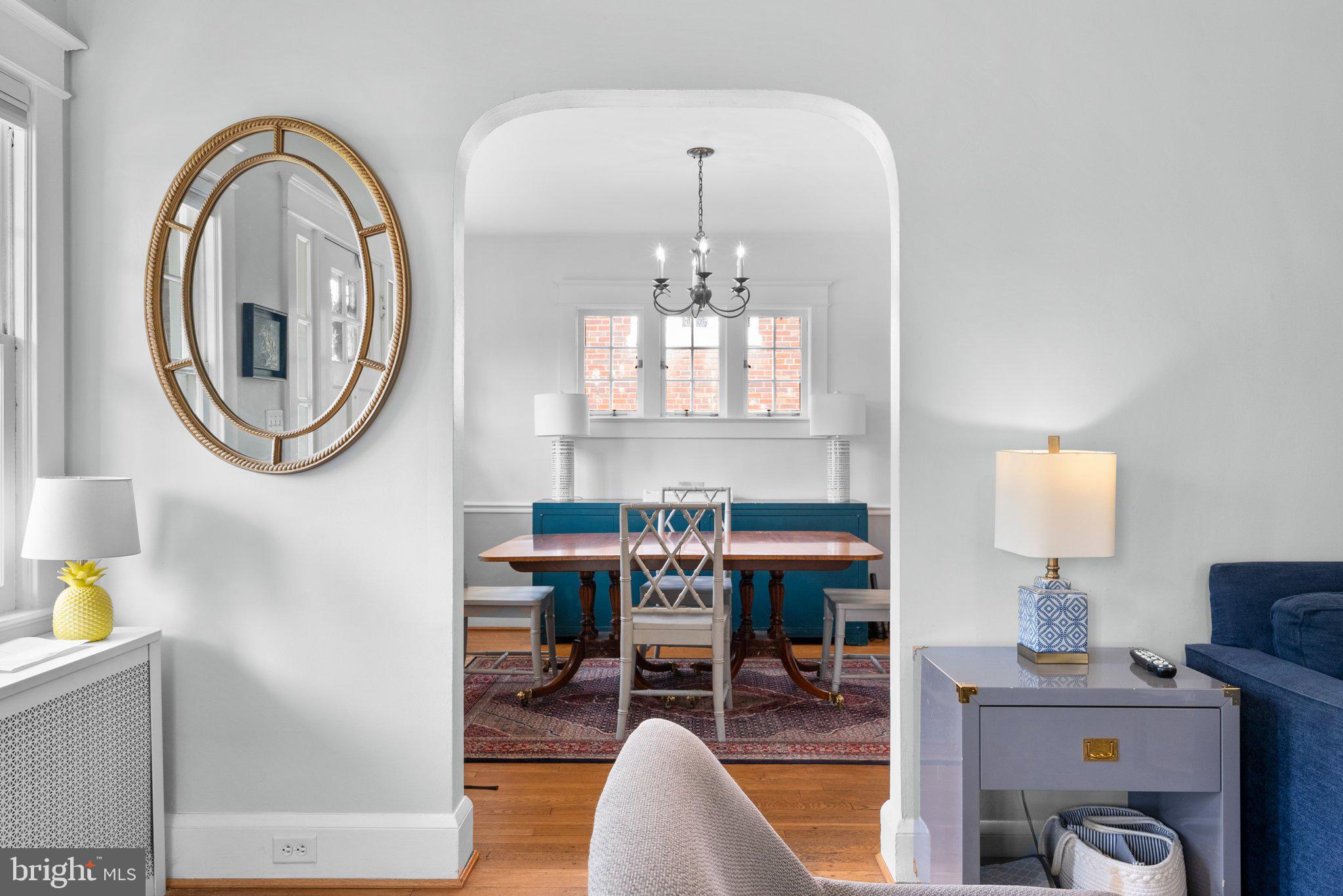 NORTH WOODSIDE - Residential Lease