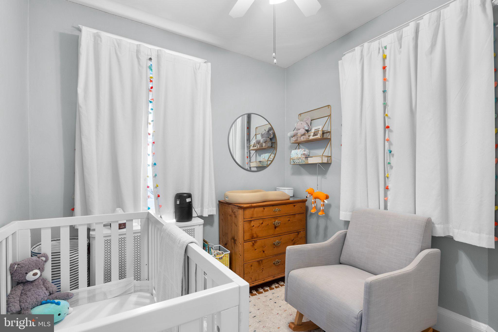 NORTH WOODSIDE - Residential Lease