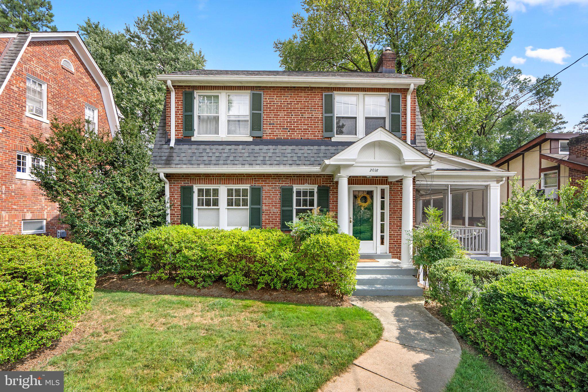 NORTH WOODSIDE - Residential Lease