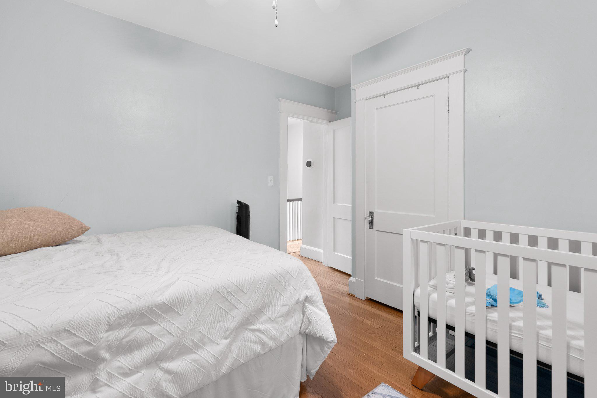 NORTH WOODSIDE - Residential Lease