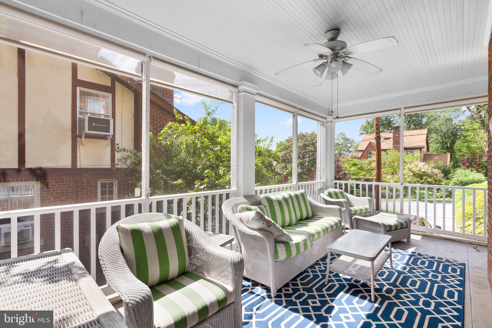 NORTH WOODSIDE - Residential Lease