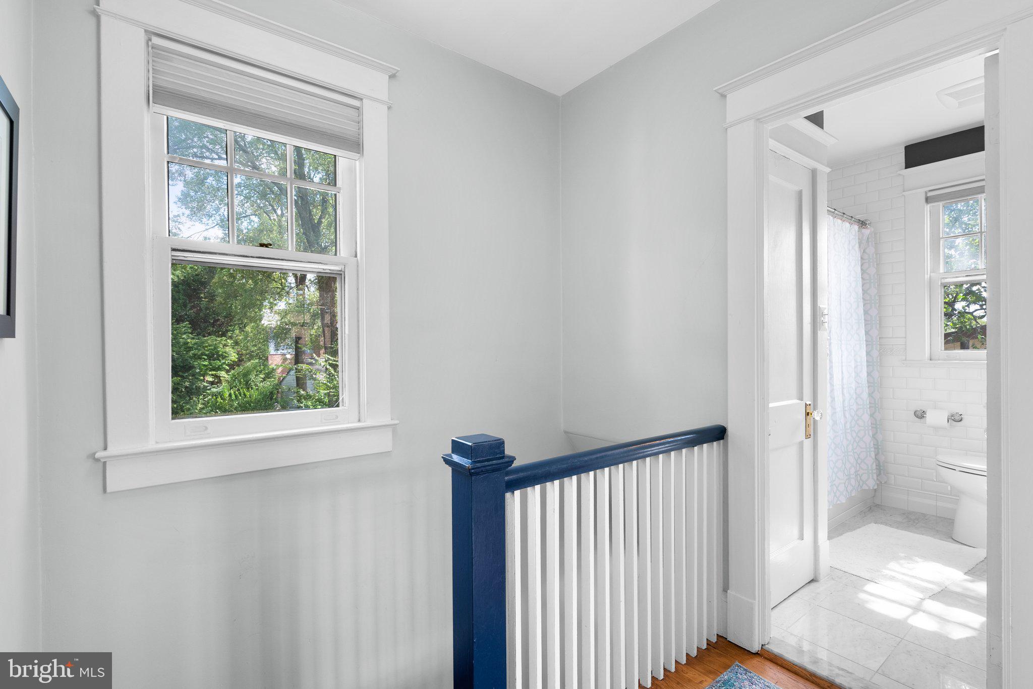 NORTH WOODSIDE - Residential Lease