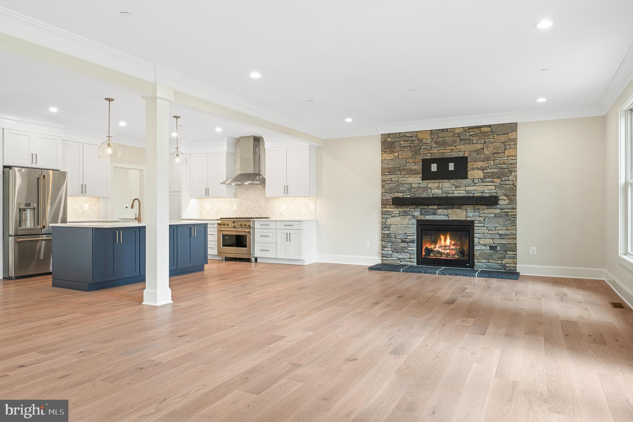 ARUNDEL ON THE BAY - Residential