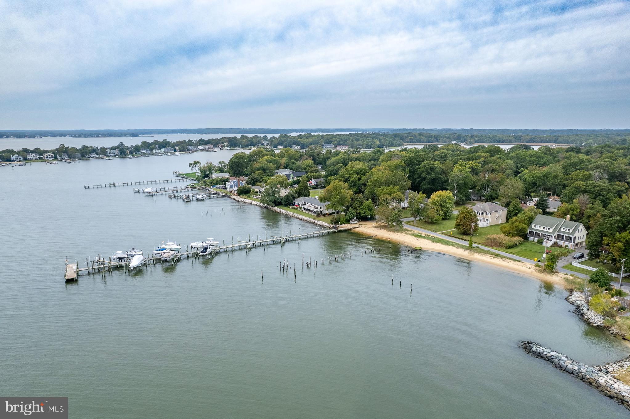 ARUNDEL ON THE BAY - Residential