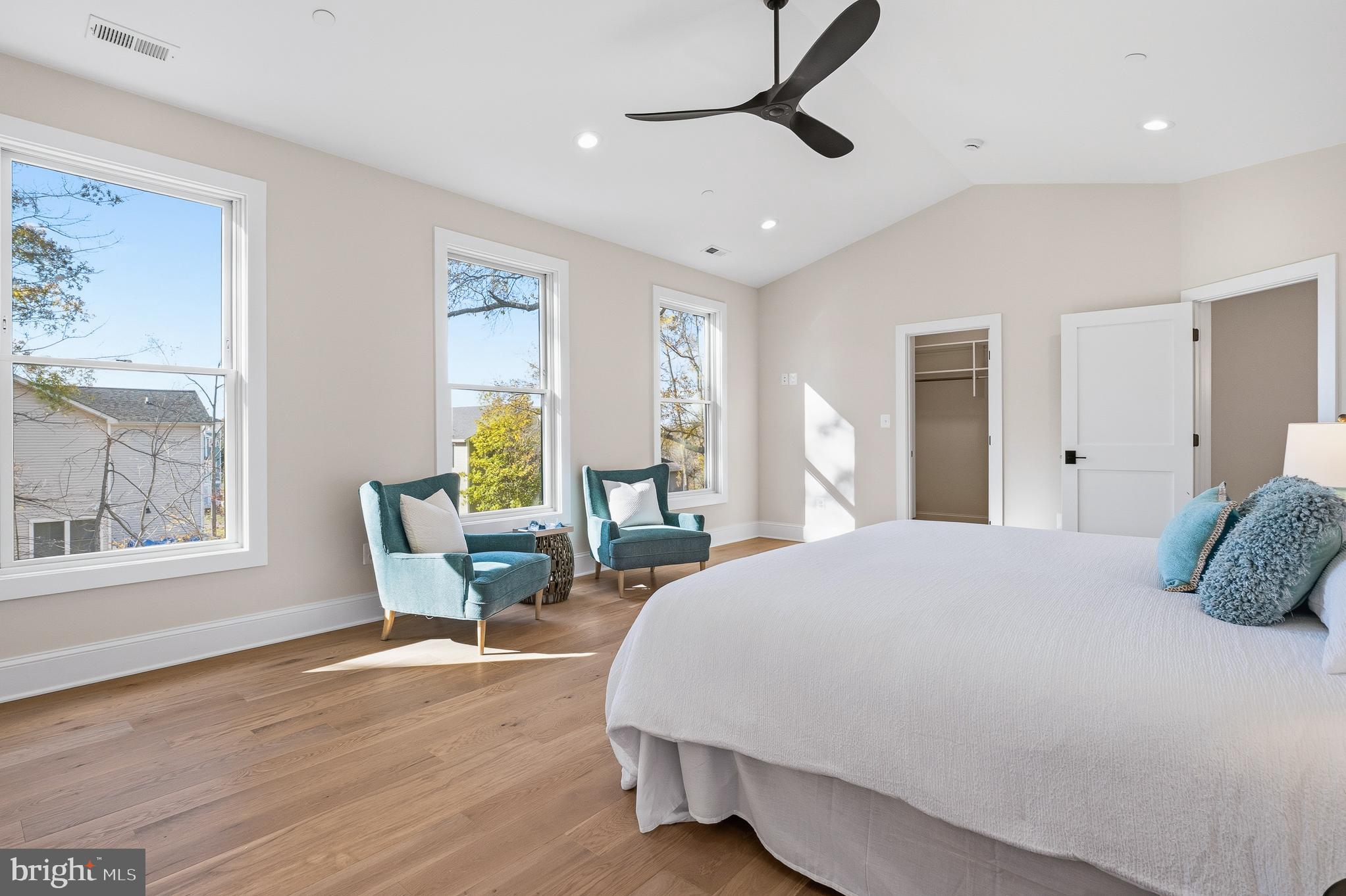 ARUNDEL ON THE BAY - Residential