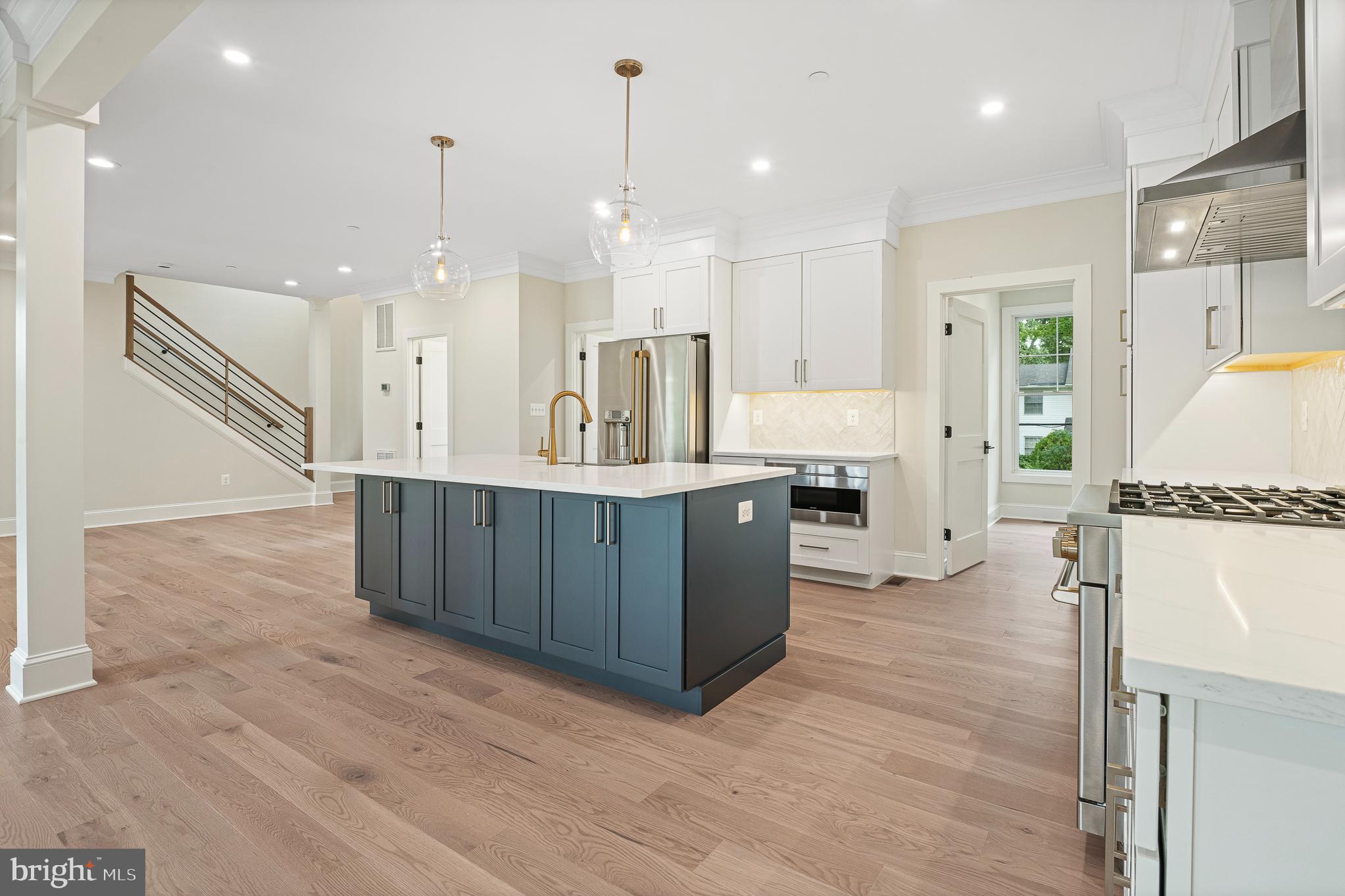 ARUNDEL ON THE BAY - Residential