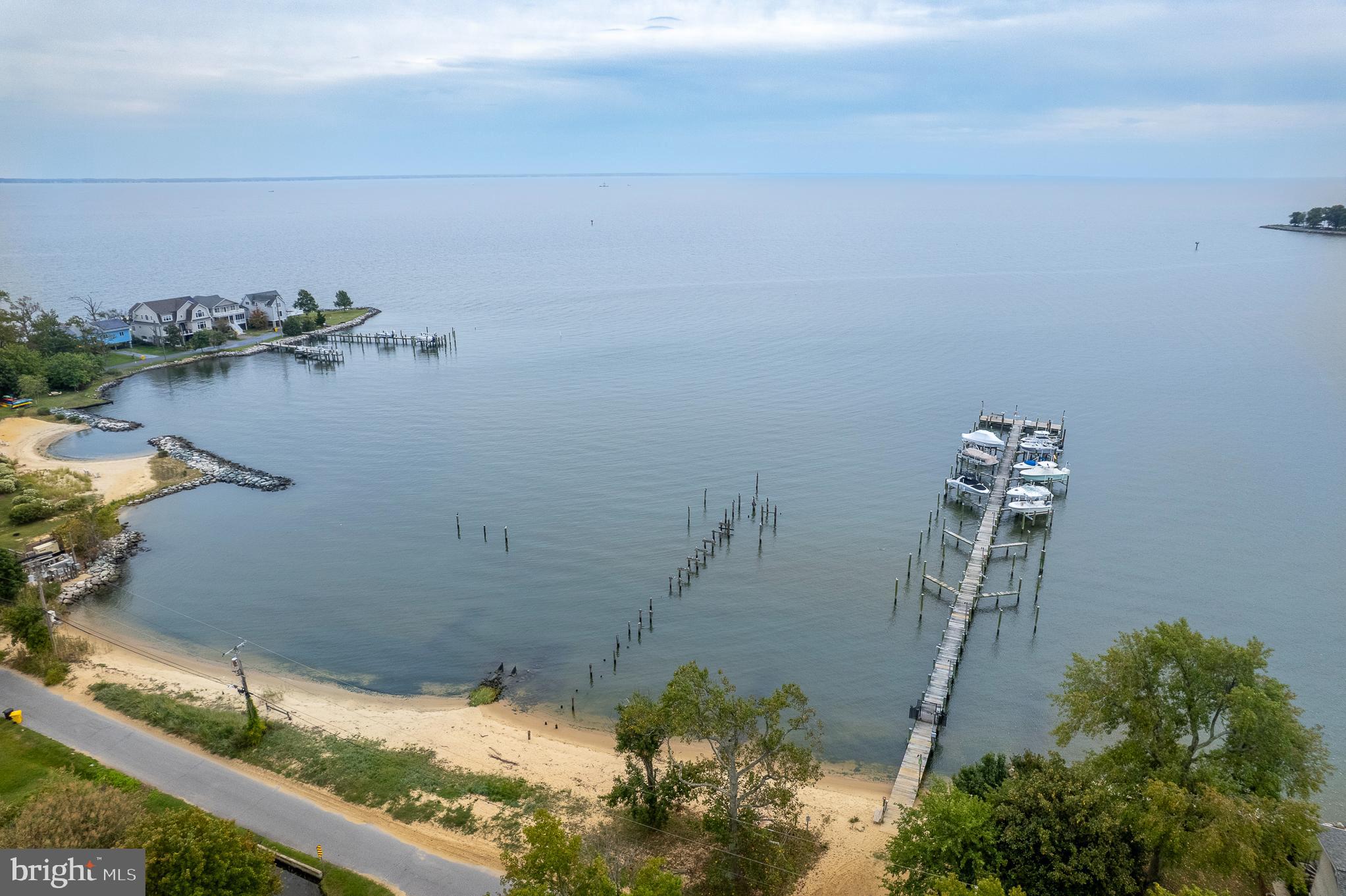 ARUNDEL ON THE BAY - Residential
