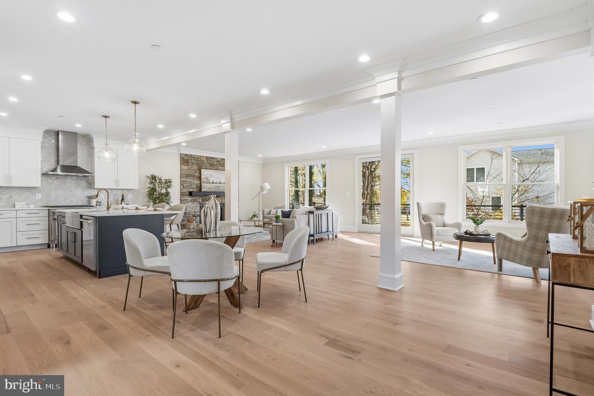 ARUNDEL ON THE BAY - Residential