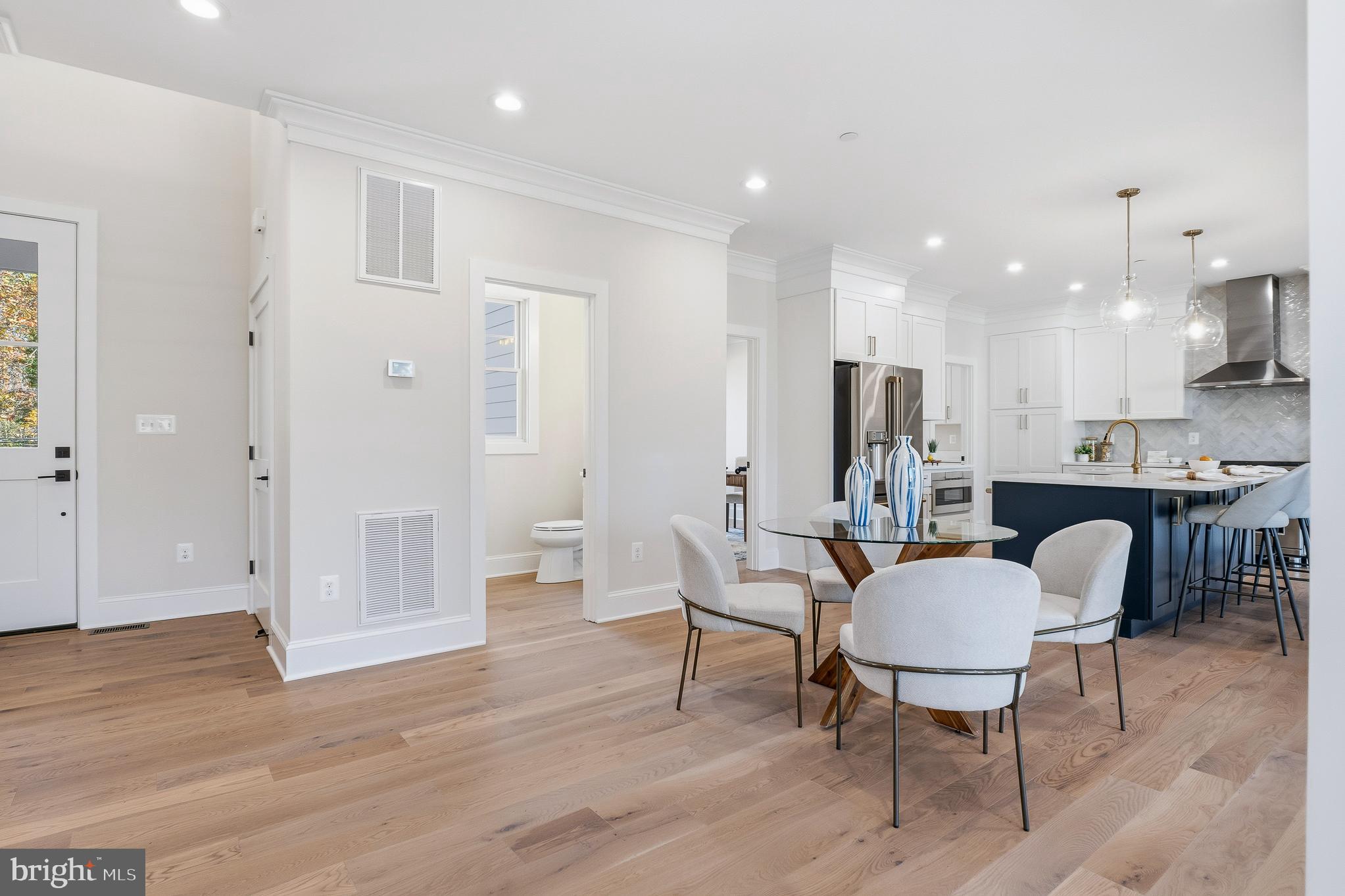 ARUNDEL ON THE BAY - Residential