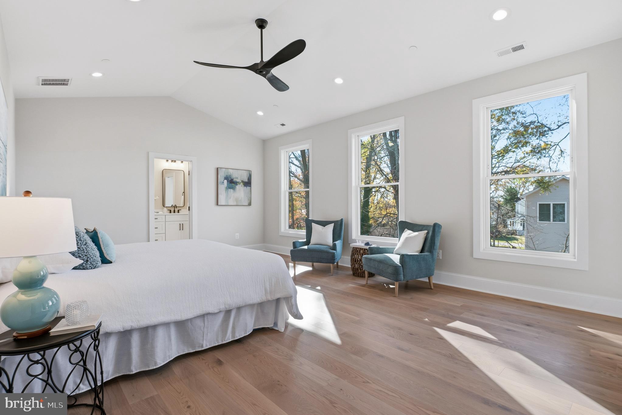 ARUNDEL ON THE BAY - Residential