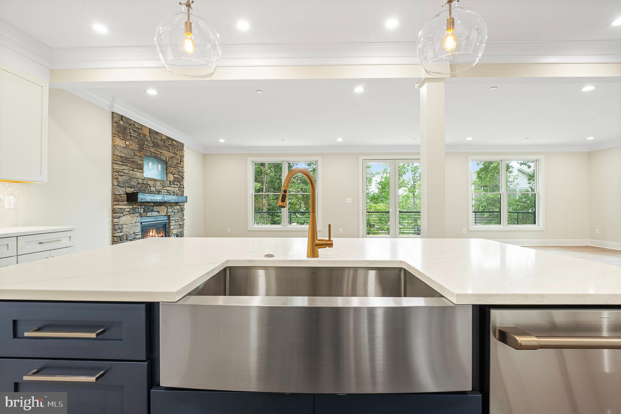 ARUNDEL ON THE BAY - Residential