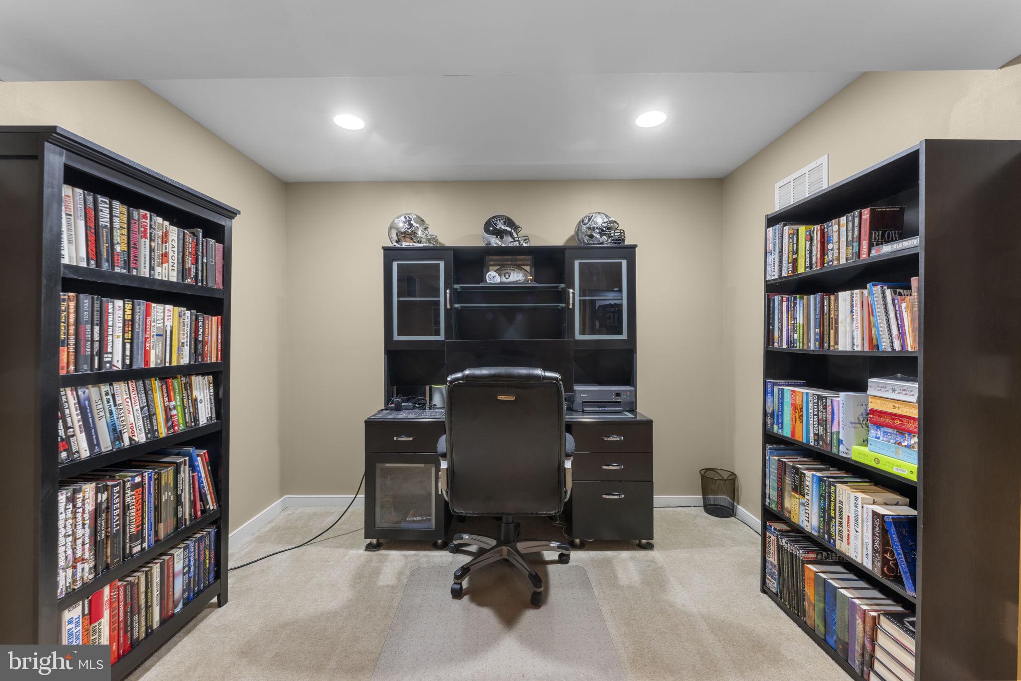 MARTIN'S CHASE - Residential