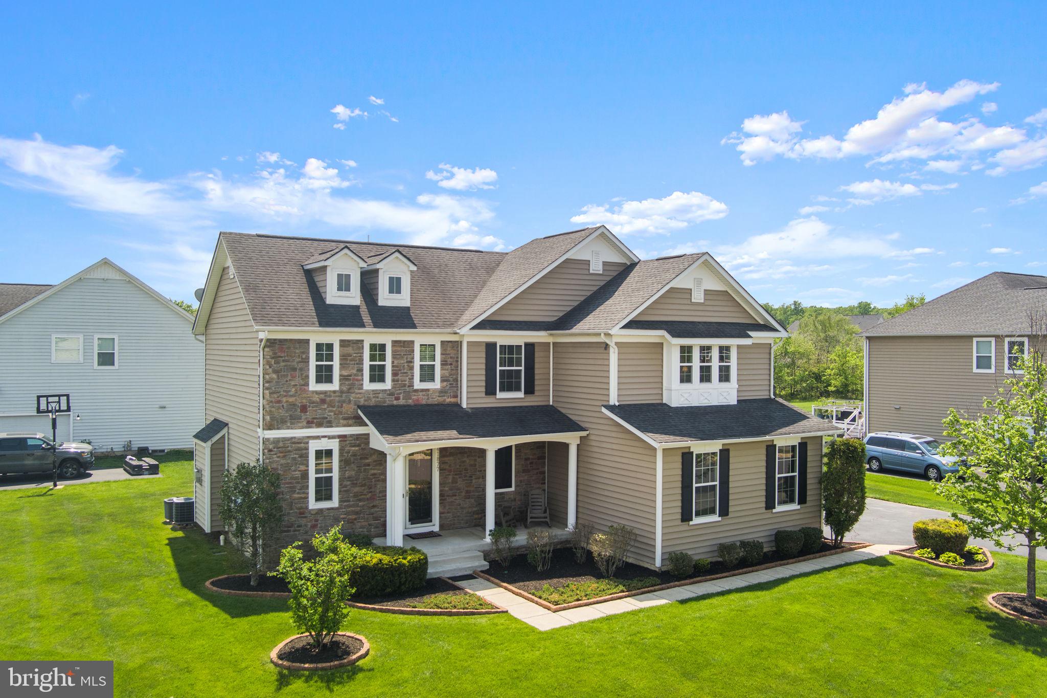 MARTIN'S CHASE - Residential