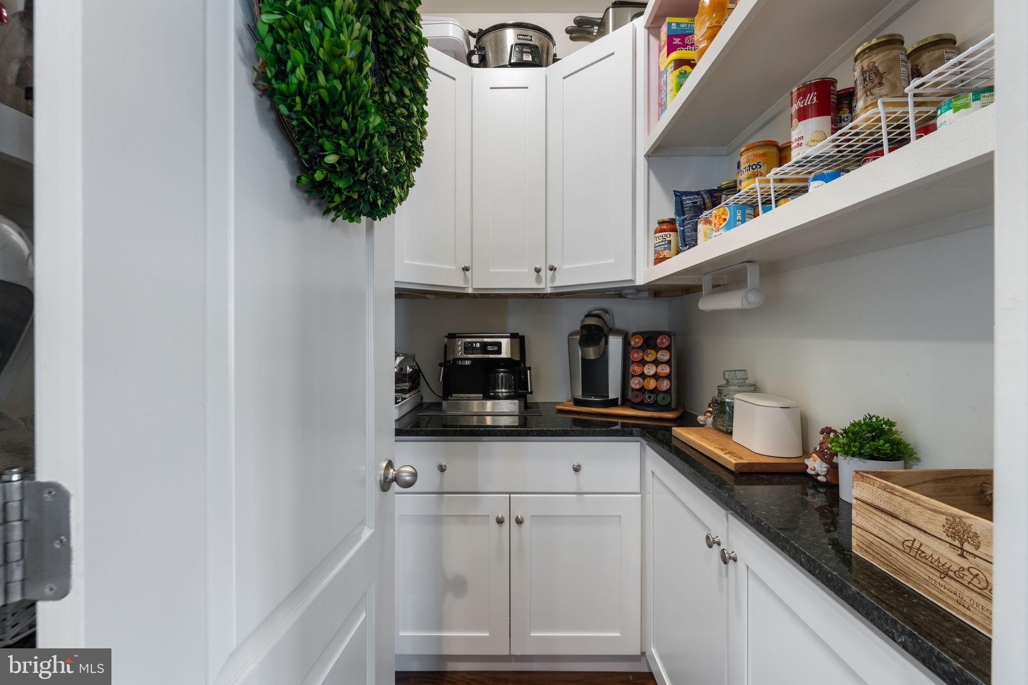 MARTIN'S CHASE - Residential