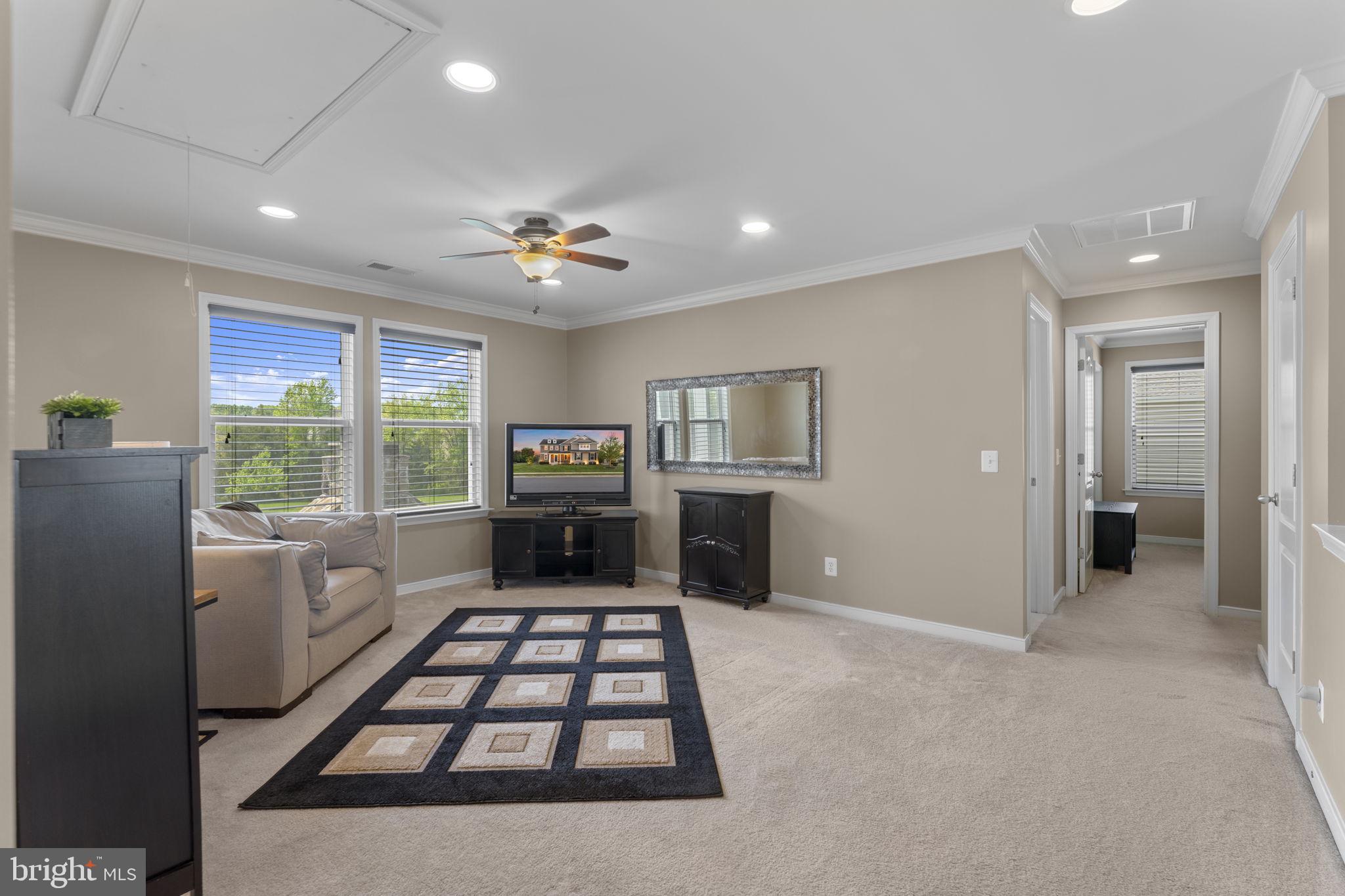 MARTIN'S CHASE - Residential