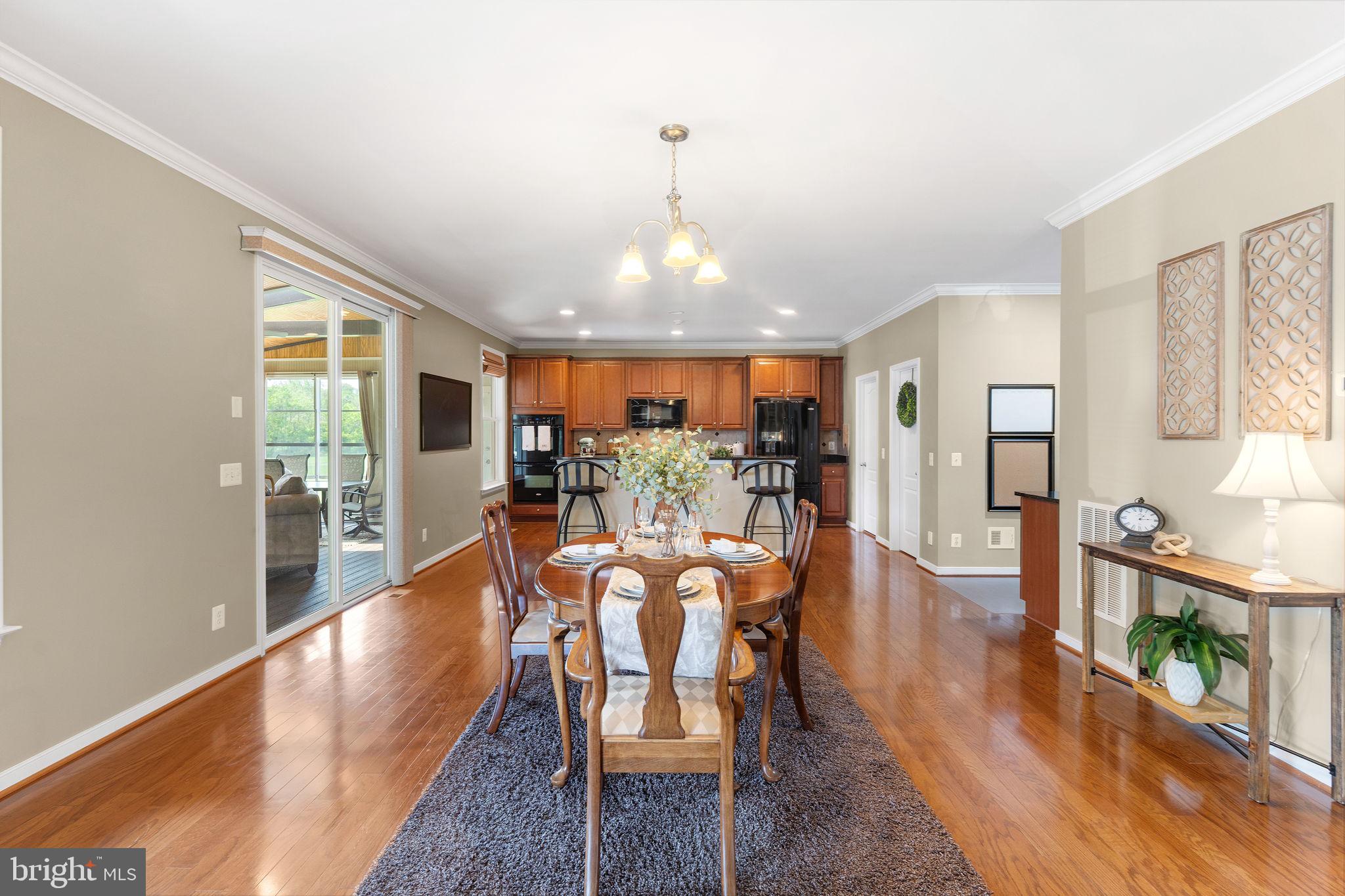 MARTIN'S CHASE - Residential