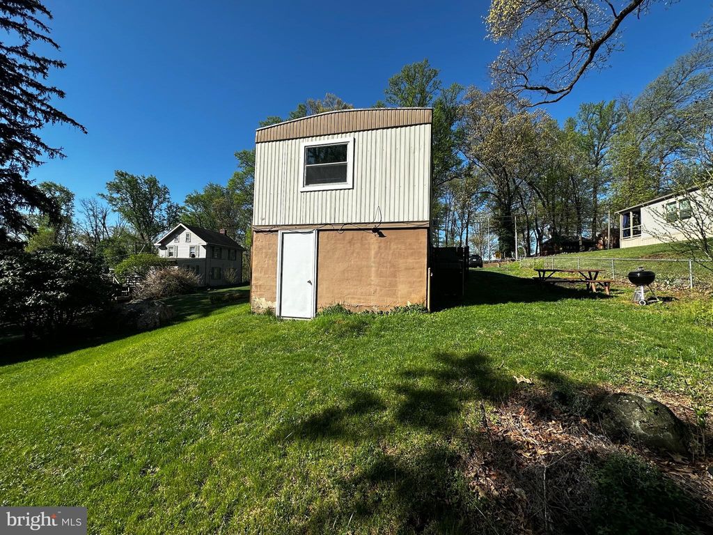 Photo of 1403 Mill Road, ELIZABETHTOWN, PA 17022 (MLS # PALA2086676)