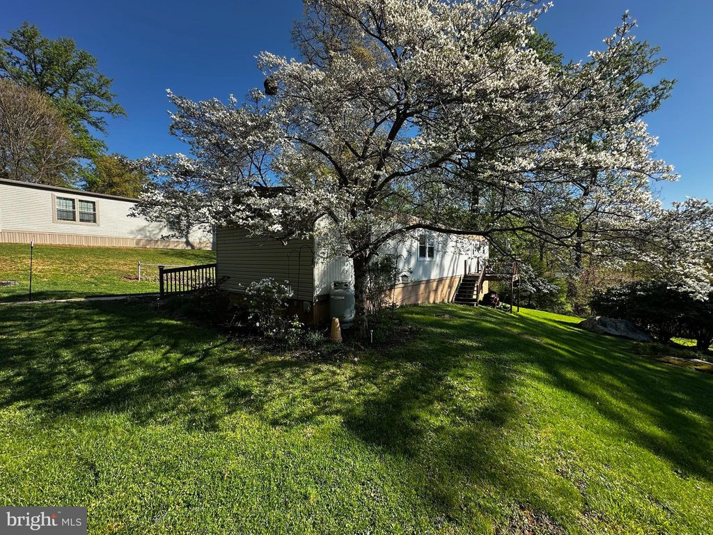 Photo of 1403 Mill Road, ELIZABETHTOWN, PA 17022 (MLS # PALA2086676)